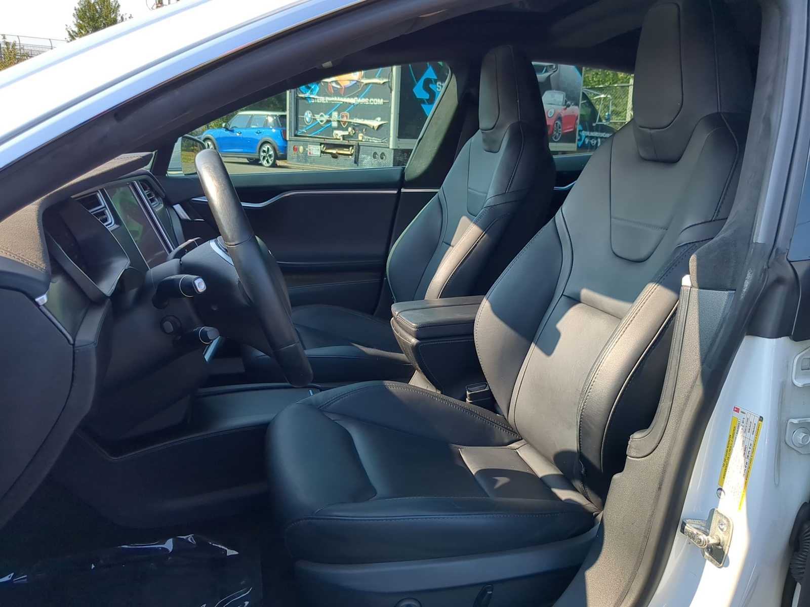Thumbnail: 2016 Tesla Model S - 16