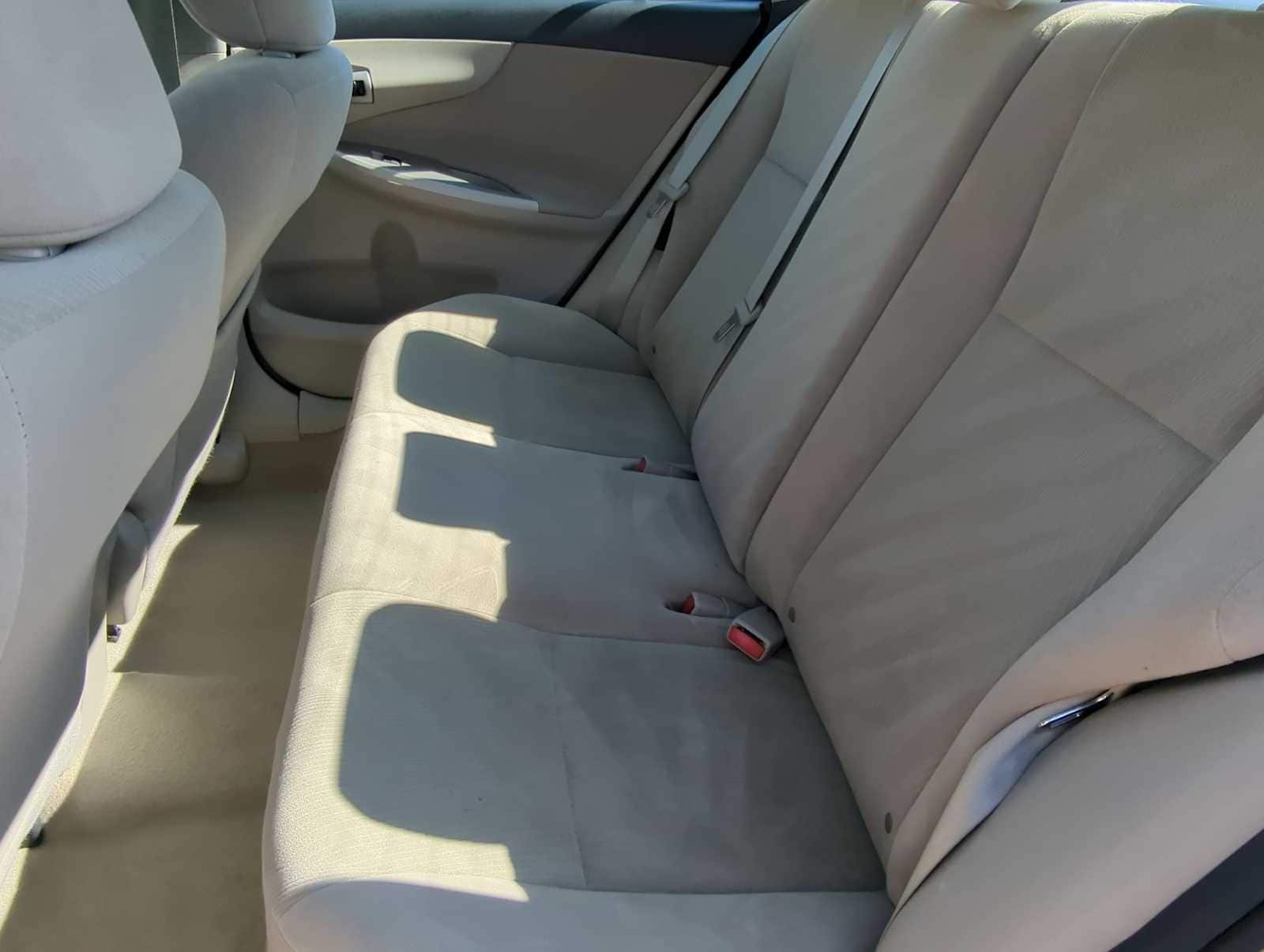 Thumbnail: 2011 Toyota Corolla - 19