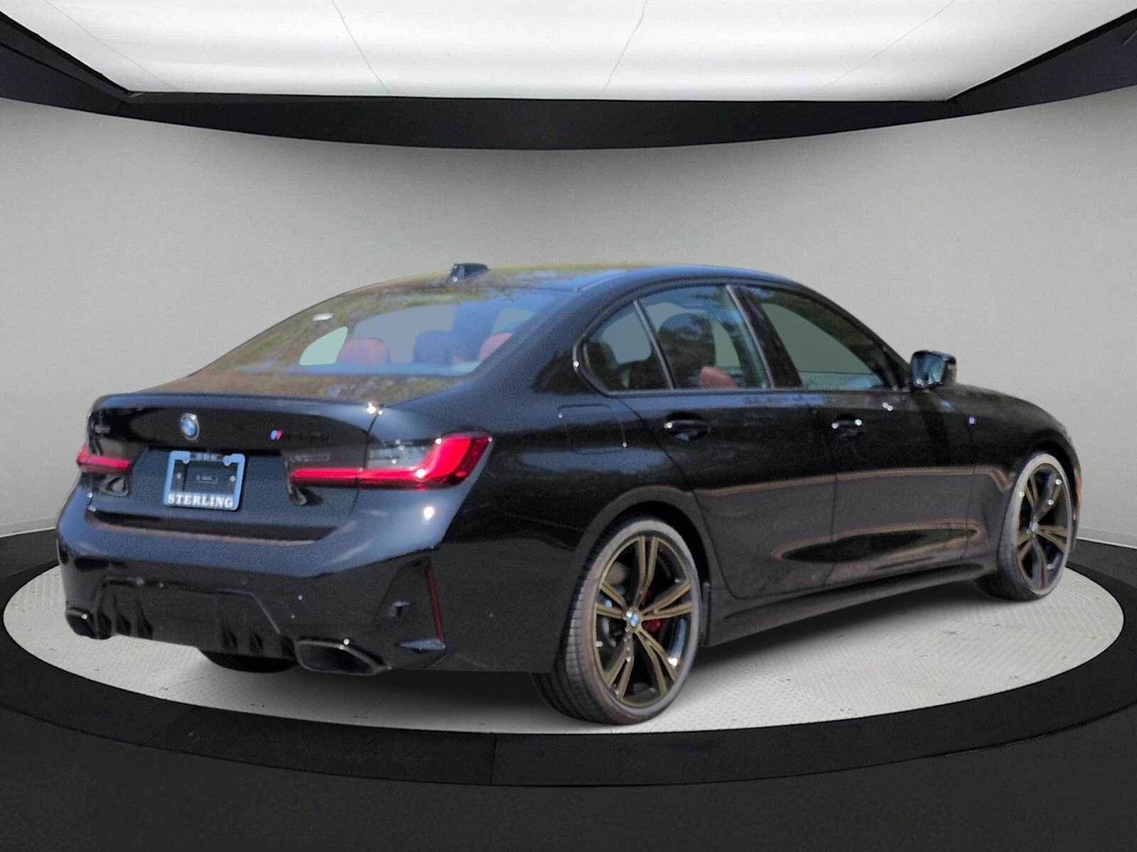 Thumbnail: 2026 BMW 3 Series - 8