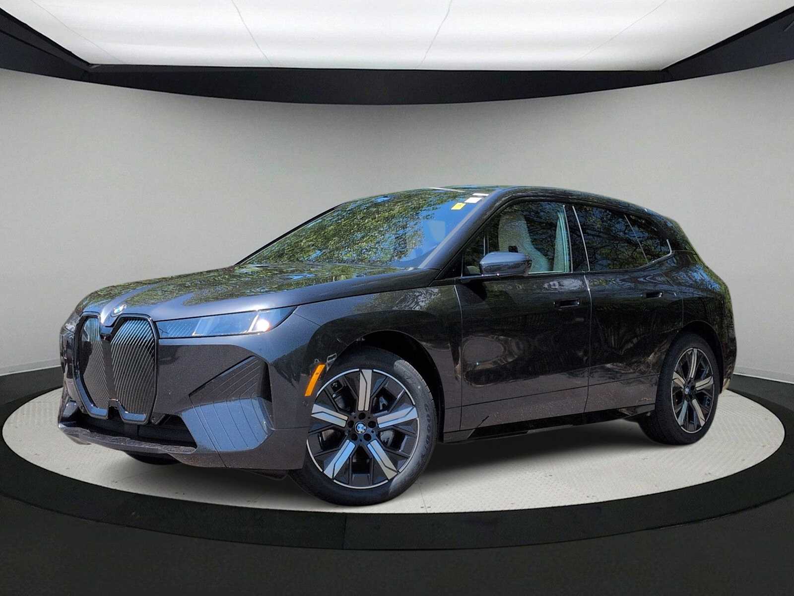 Thumbnail: 2026 BMW iX - 1