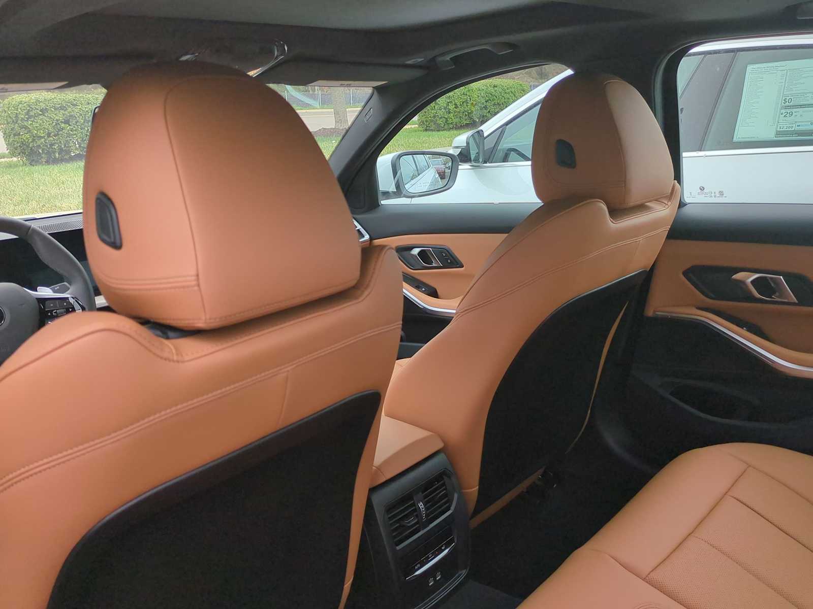 Thumbnail: 2025 BMW 3 Series - 18