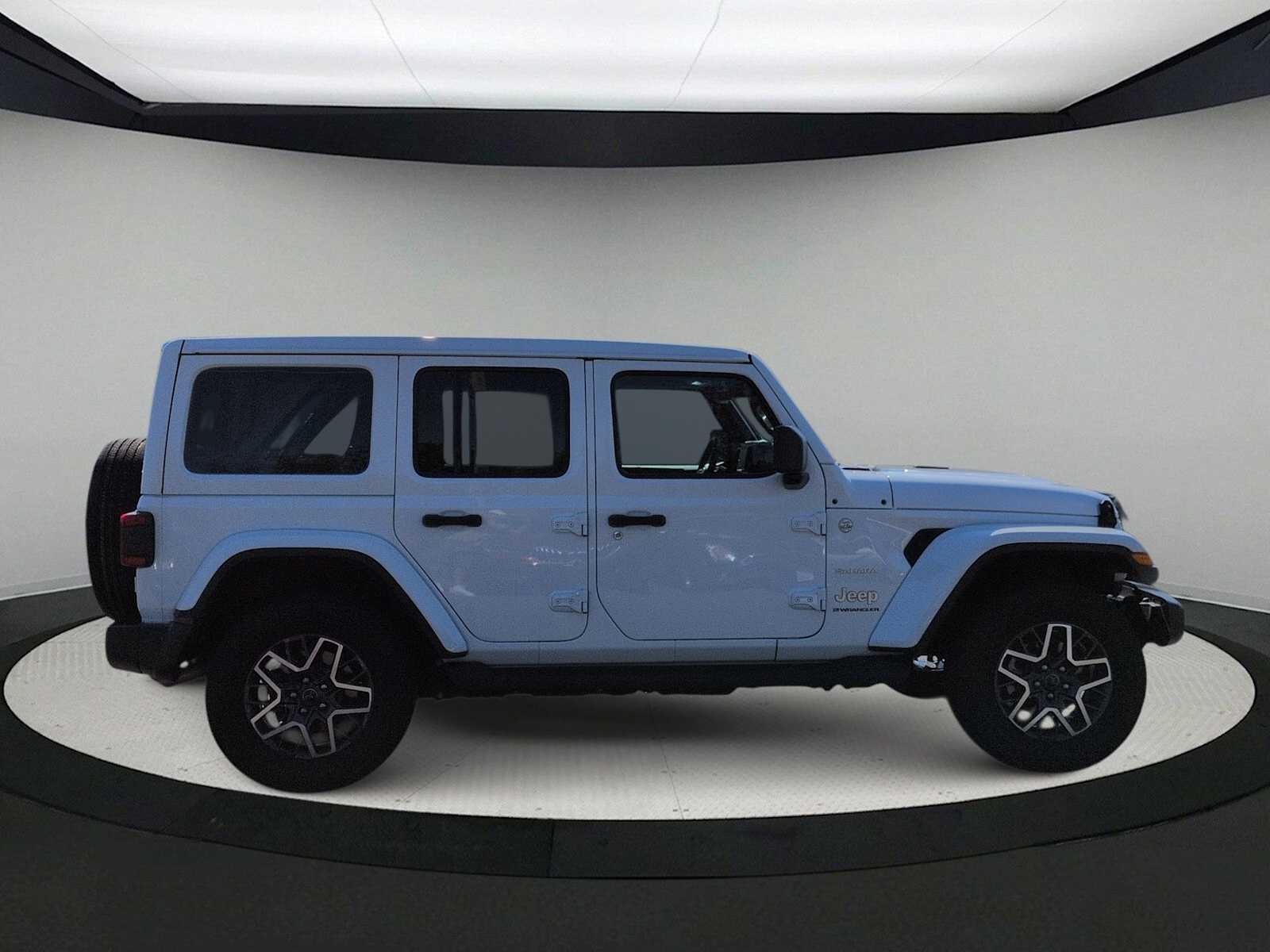 Thumbnail: 2024 Jeep Wrangler - 9