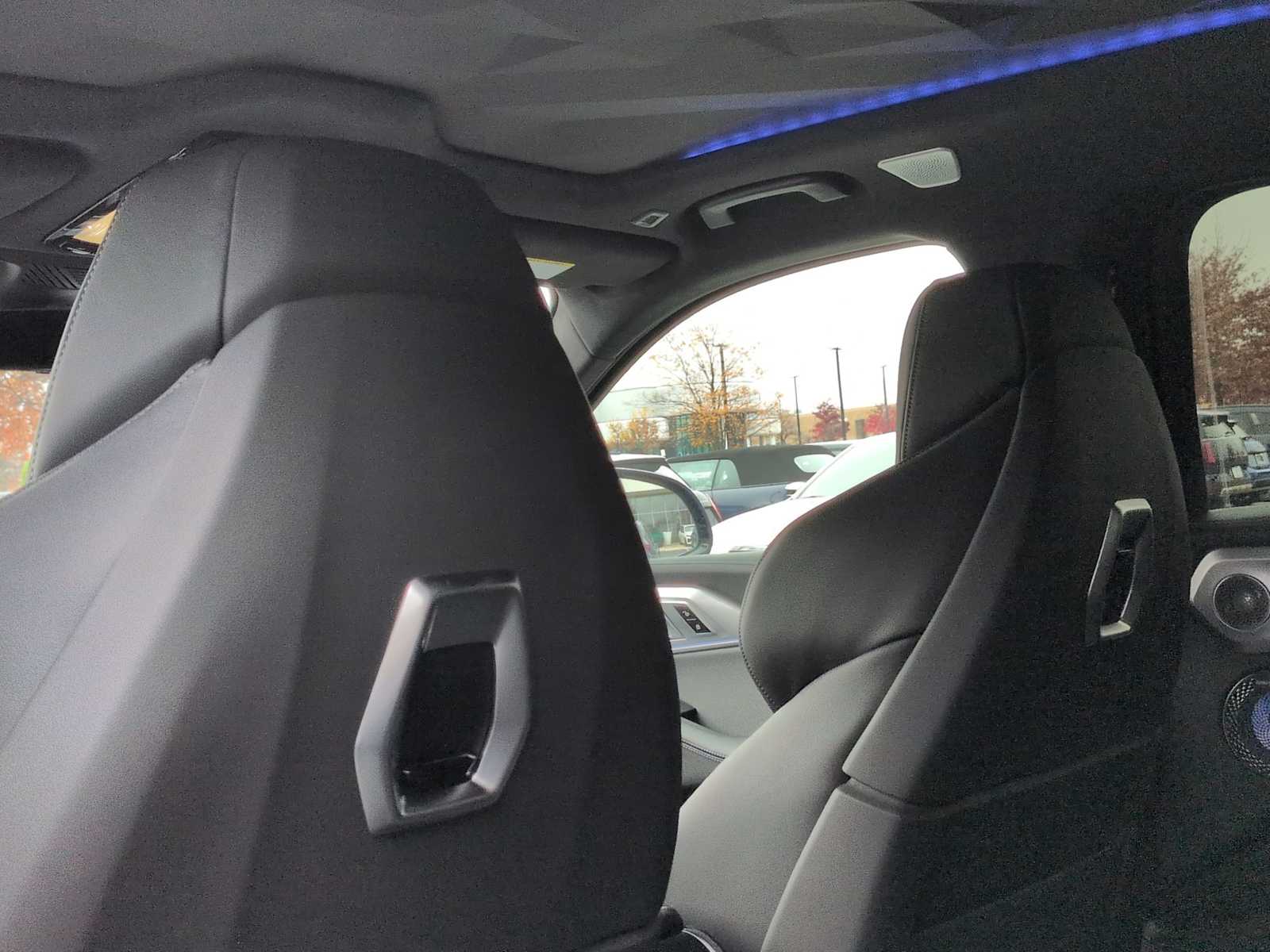 Thumbnail: 2026 BMW XM - 19