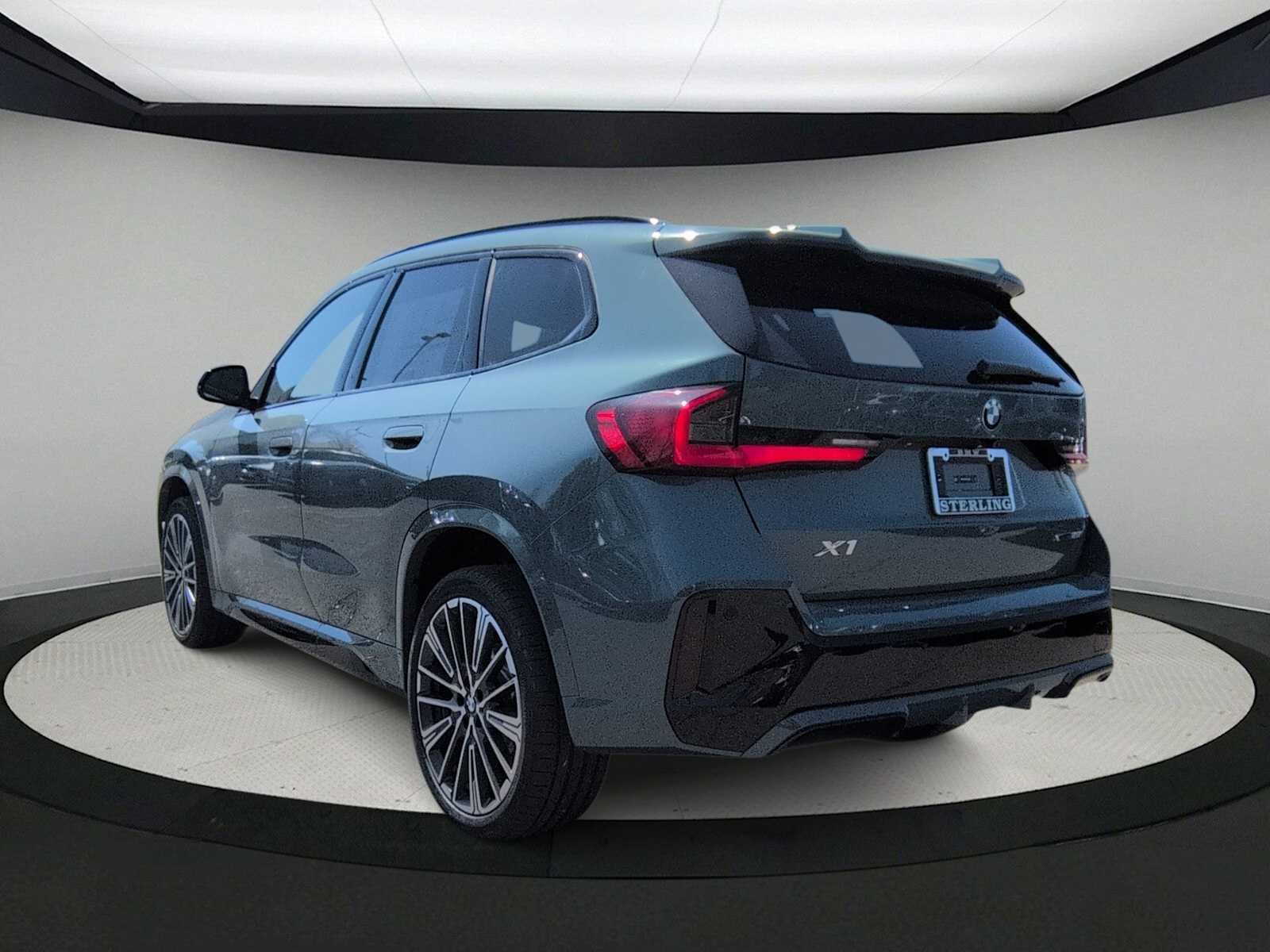 Thumbnail: 2026 BMW X1 - 6