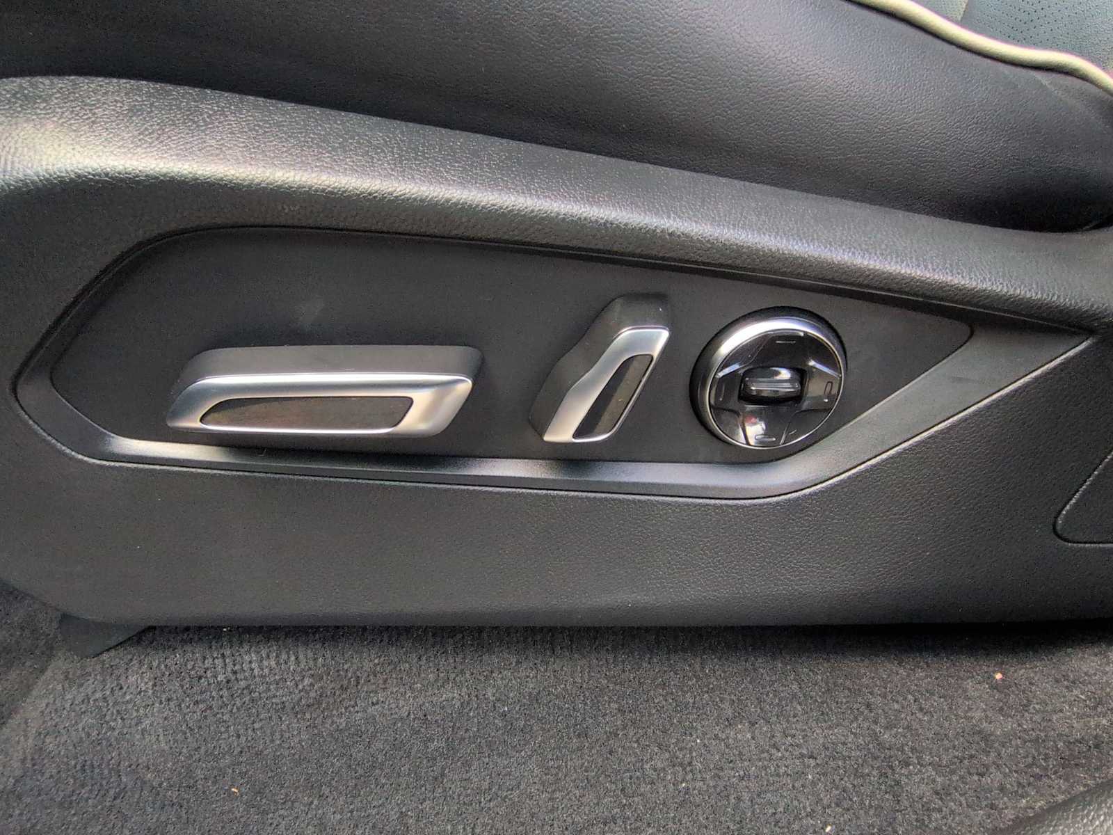 Thumbnail: 2024 Acura MDX - 17