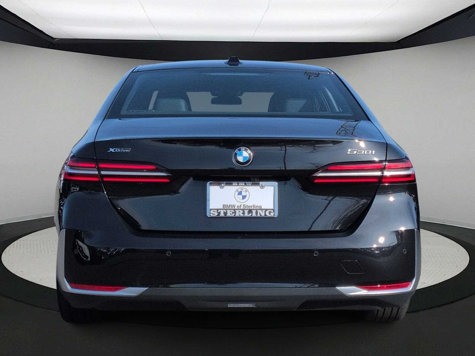 Thumbnail: 2025 BMW 5 Series - 7