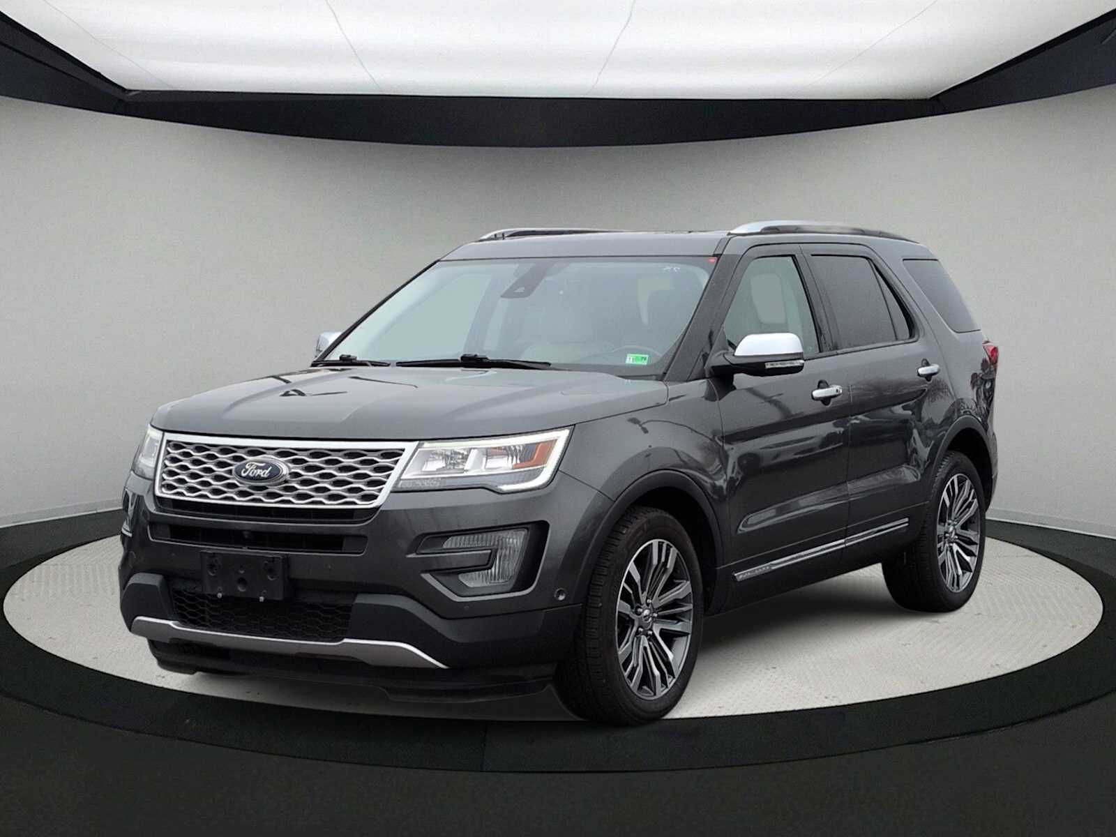 Thumbnail: 2017 Ford Explorer - 4