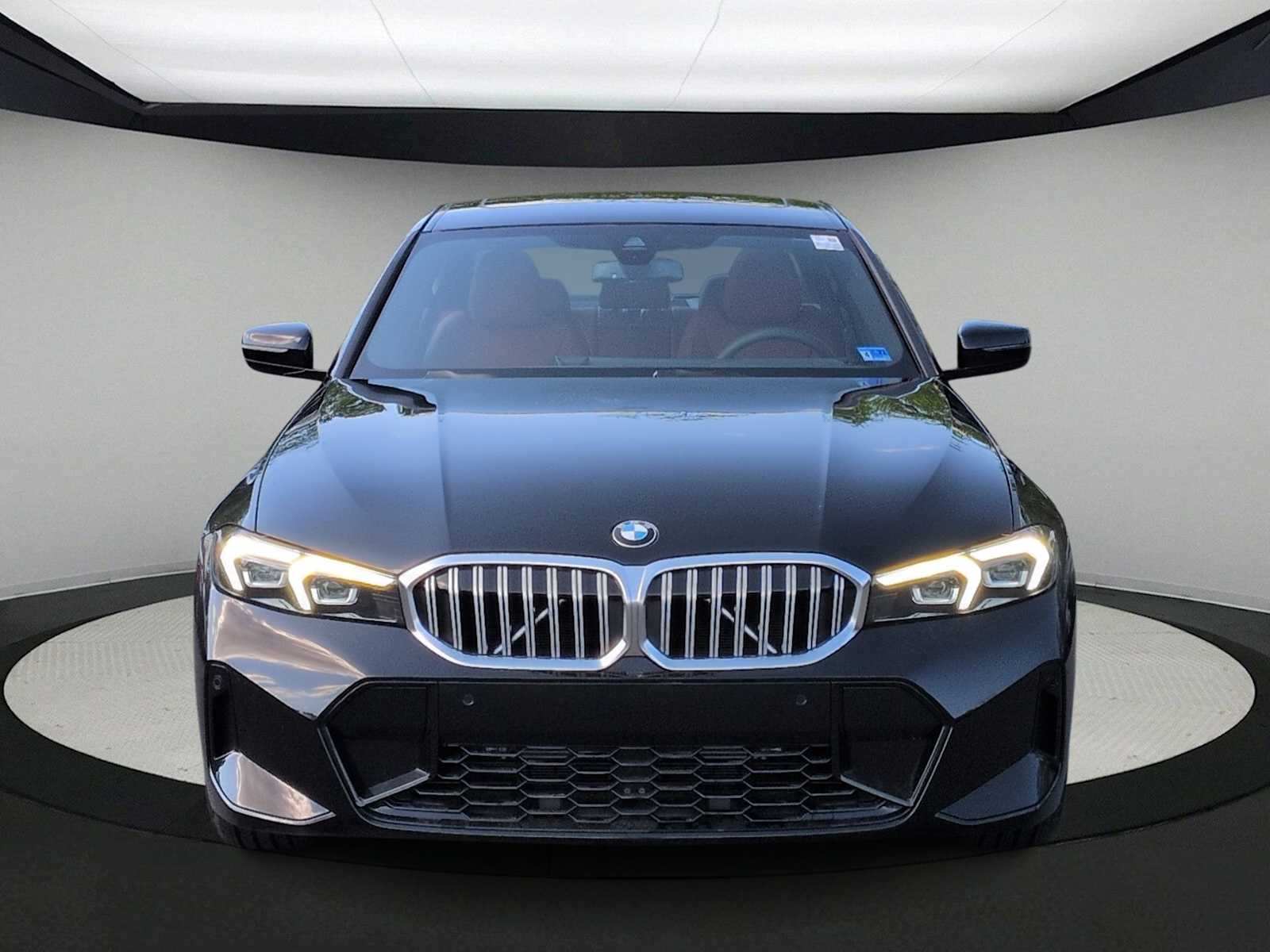 Thumbnail: 2026 BMW 3 Series - 3