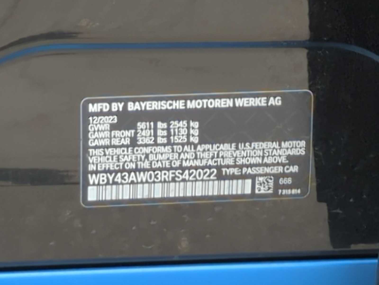 Thumbnail: 2024 BMW i4 - 37
