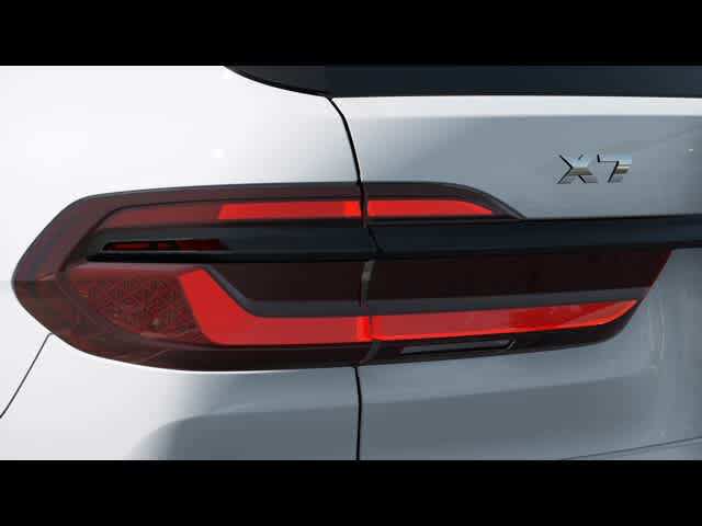Thumbnail: 2025 BMW X7 - 8