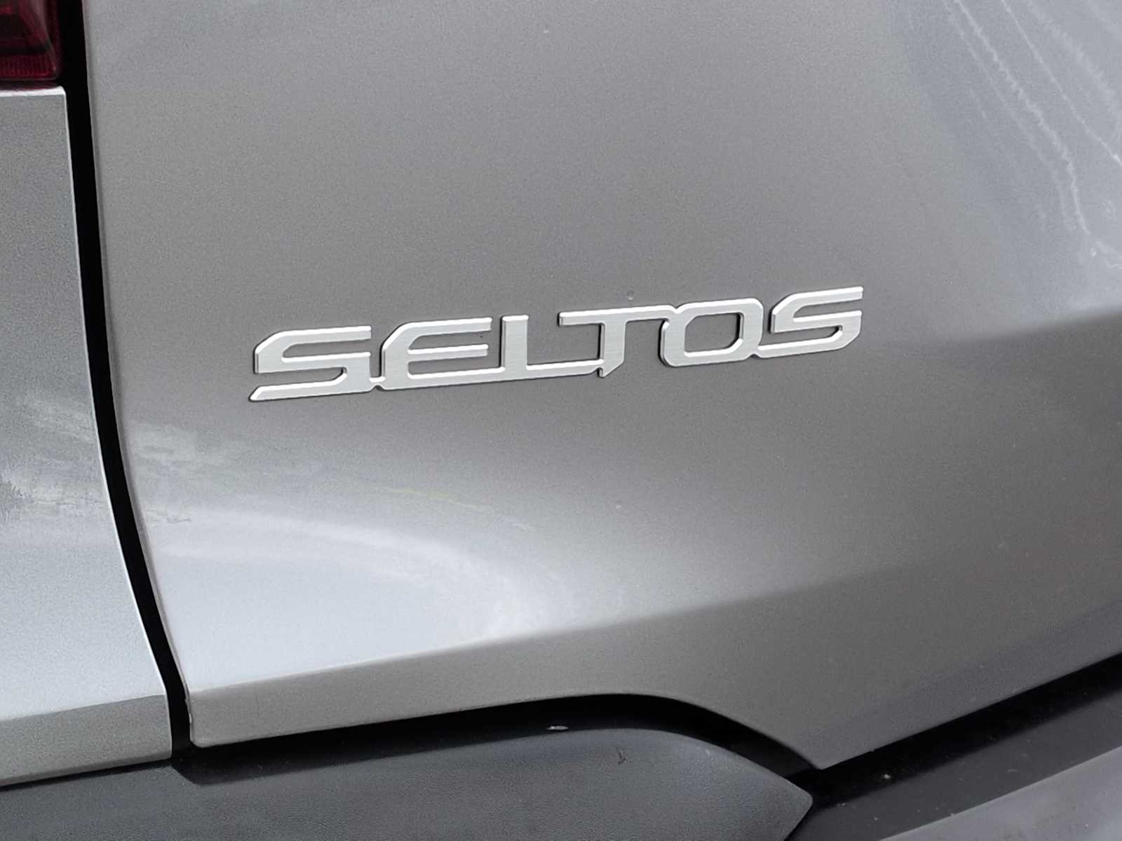 Thumbnail: 2024 Kia Seltos - 13