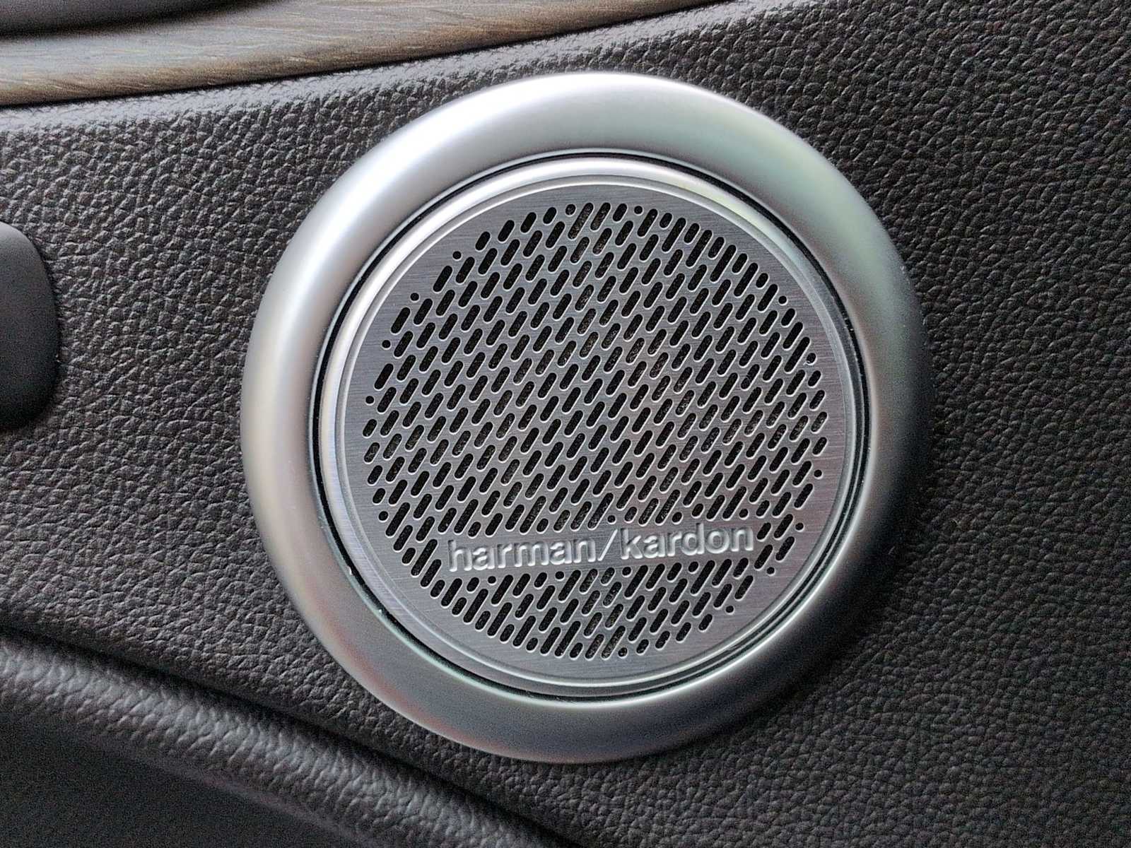 Thumbnail: 2019 Alfa Romeo Stelvio - 33