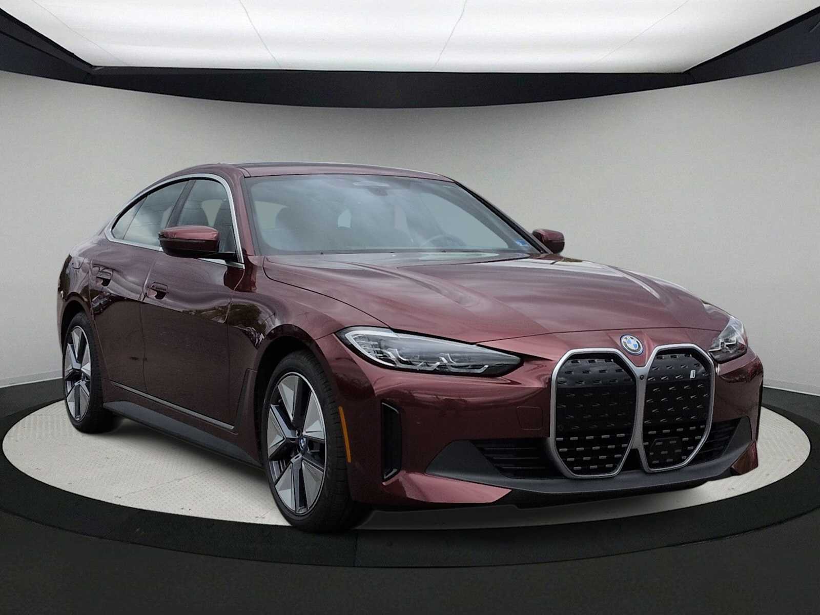 Thumbnail: 2023 BMW i4 - 2