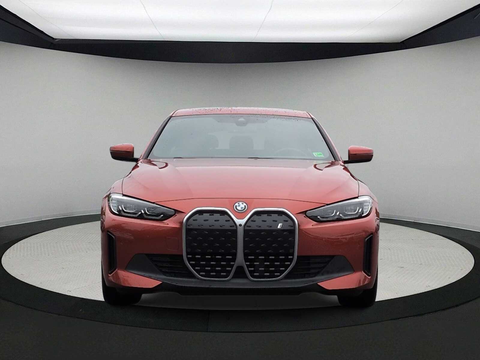 Thumbnail: 2023 BMW i4 - 3