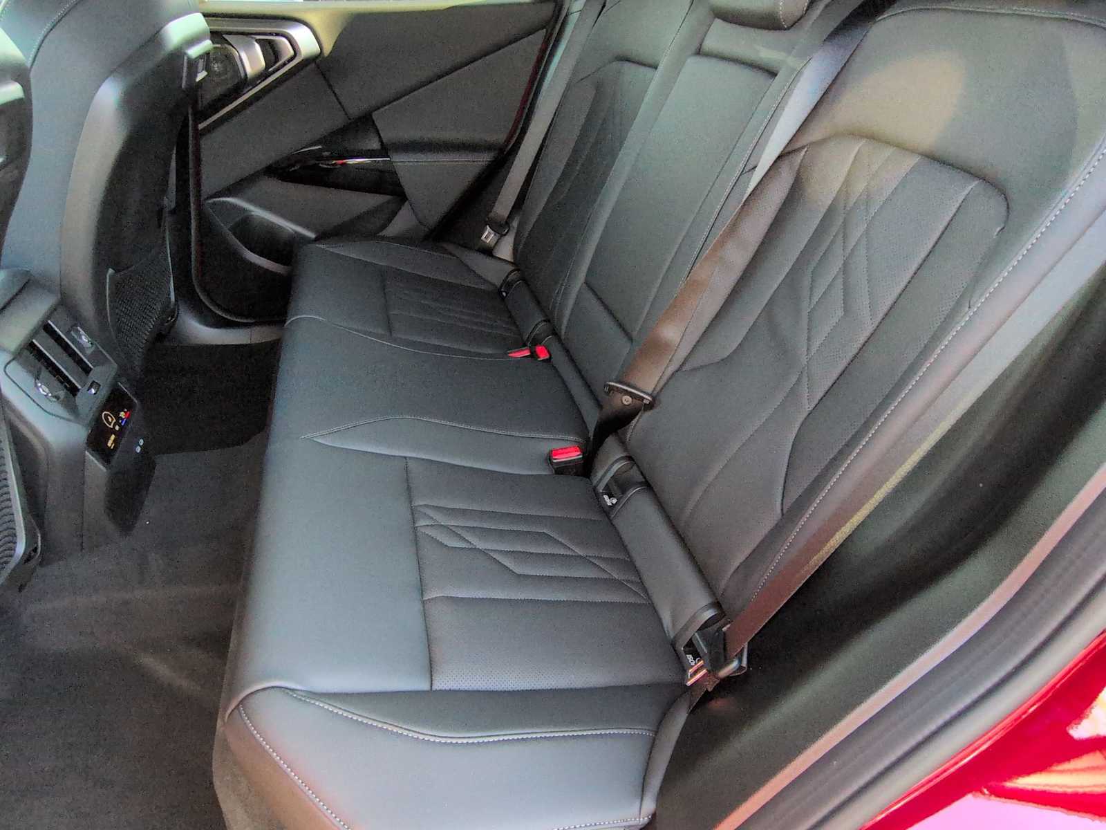 Thumbnail: 2026 BMW X3 - 21