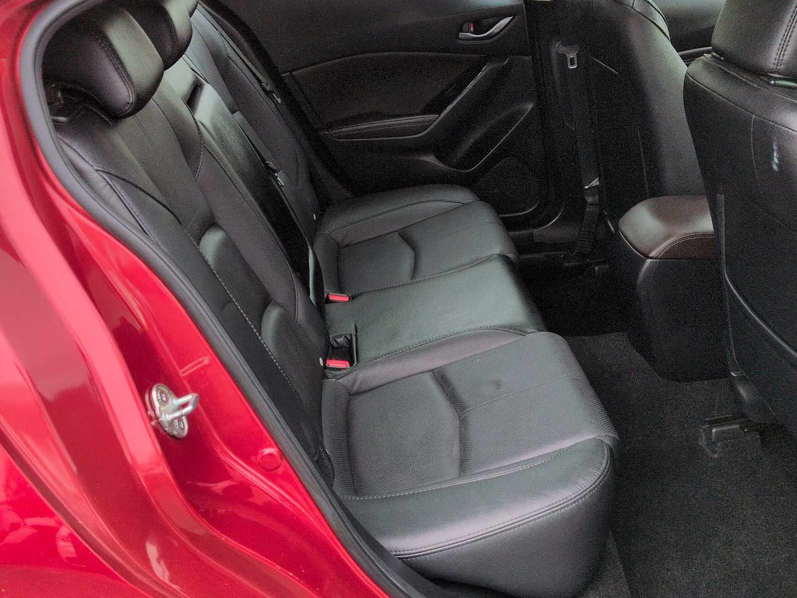 Thumbnail: 2018 Mazda Mazda3 - 22