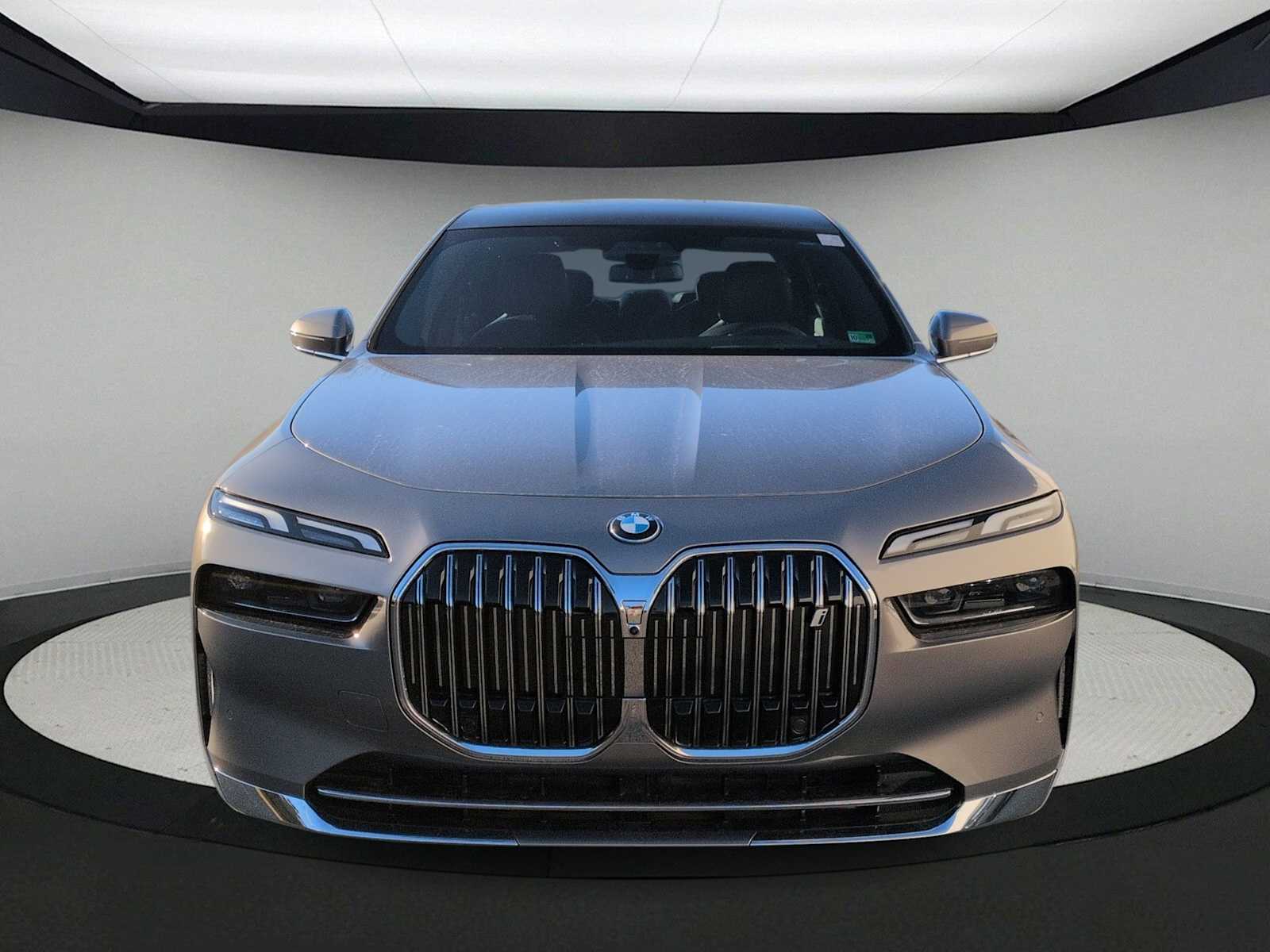Thumbnail: 2025 BMW i7 - 3