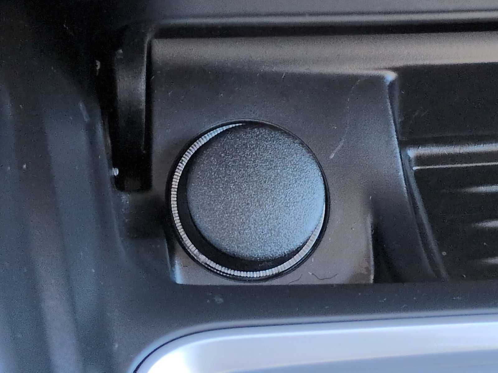 Thumbnail: 2013 BMW 3 Series - 33