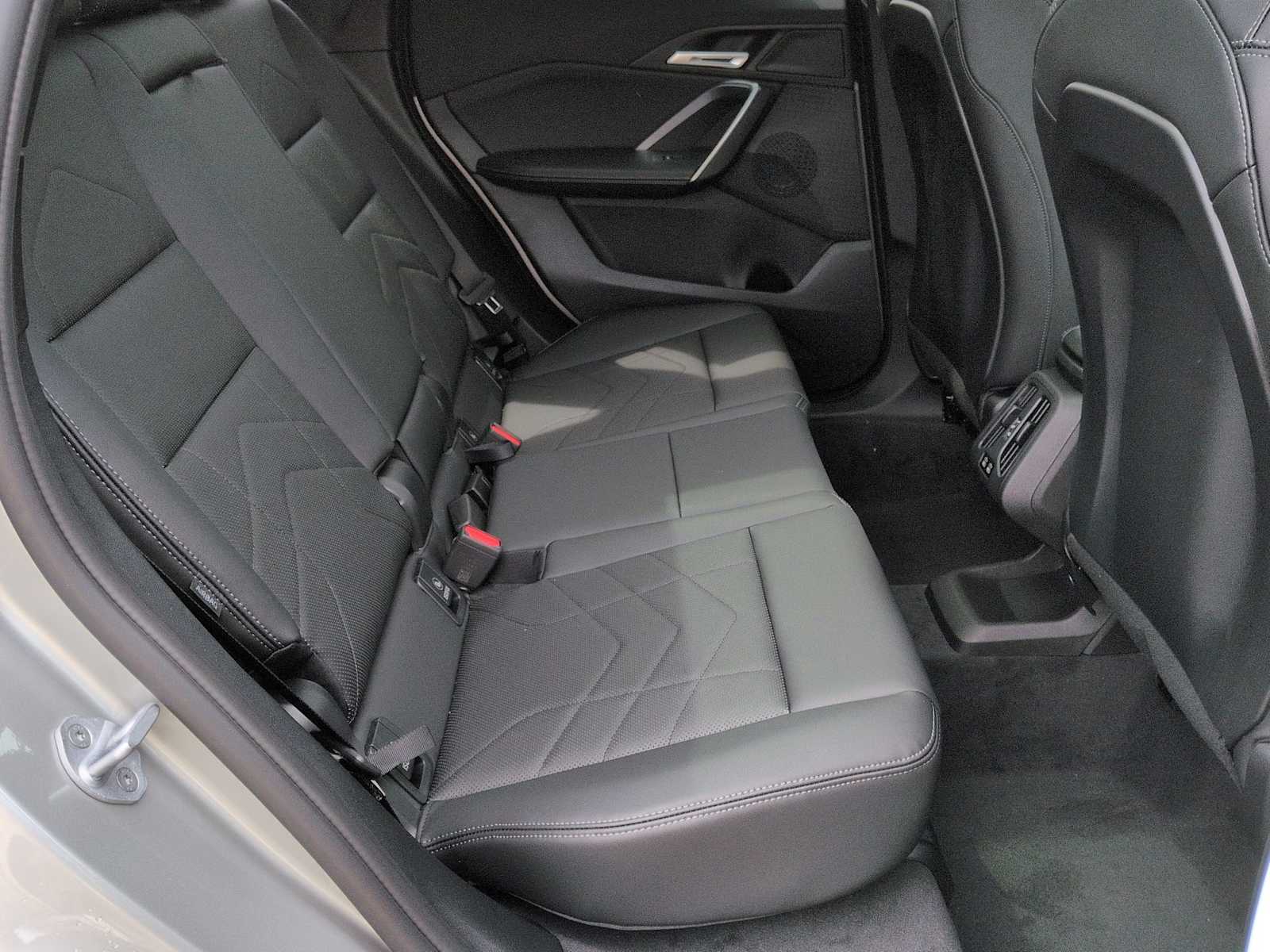 Thumbnail: 2026 BMW X1 - 22