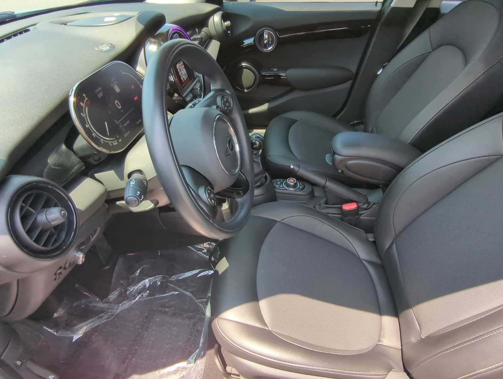 2021 MINI Cooper Hardtop 4 Door 2