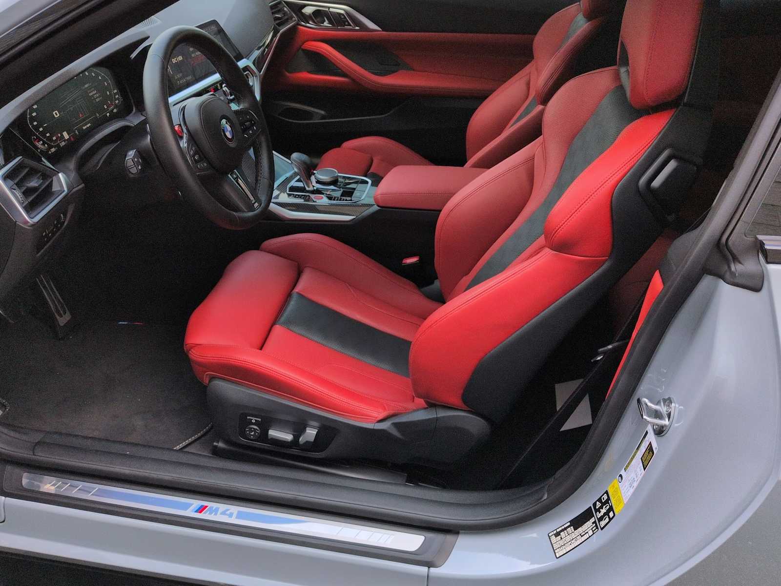 Thumbnail: 2023 BMW M4 - 17