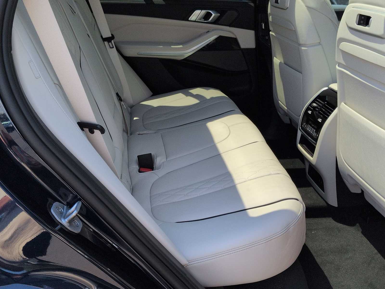 Thumbnail: 2026 BMW X5 - 22