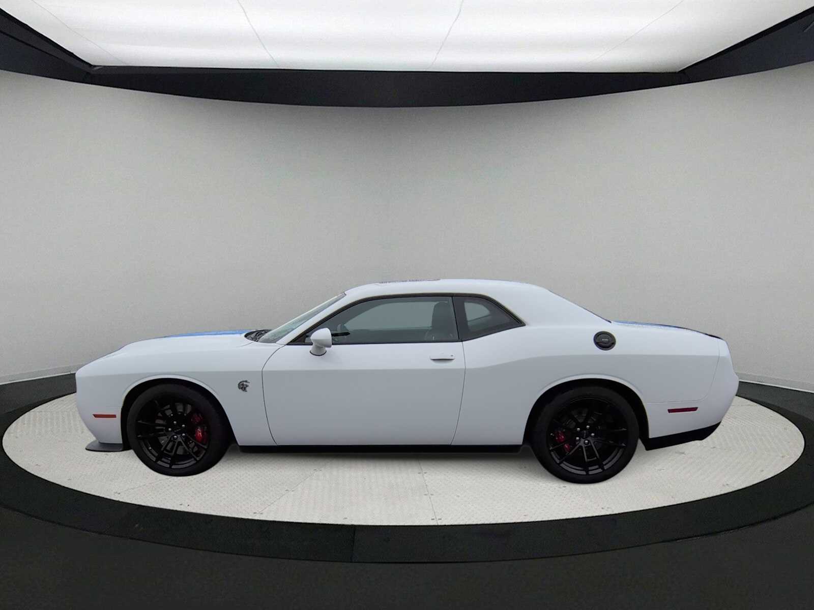 Thumbnail: 2023 Dodge Challenger - 5
