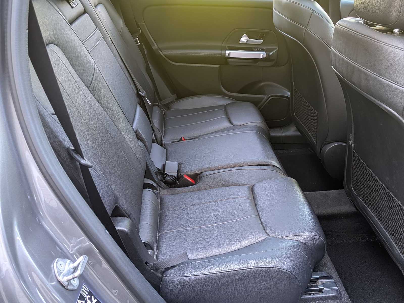 Thumbnail: 2020 Mercedes-Benz GLB - 22