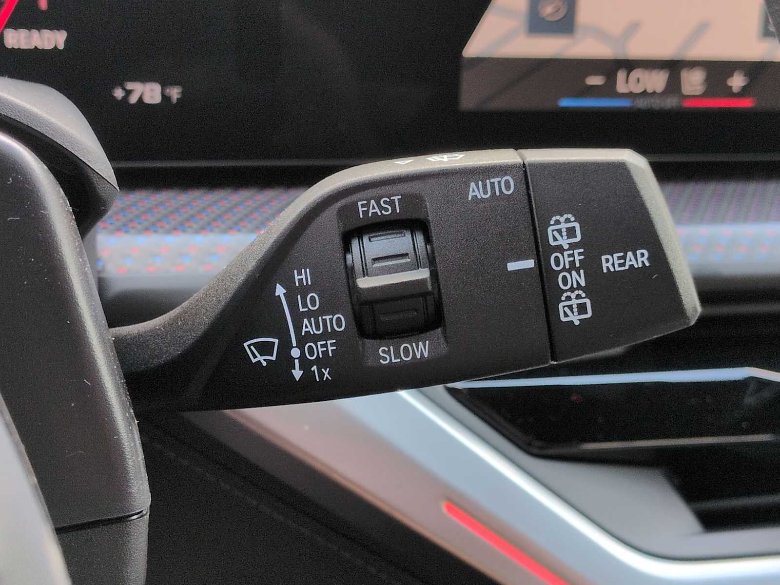 Thumbnail: 2026 BMW XM - 26