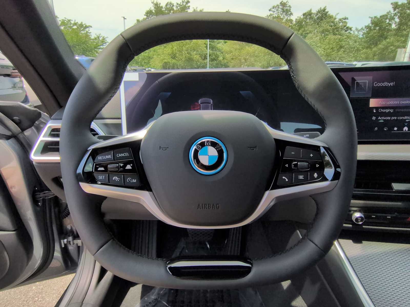 Thumbnail: 2026 BMW i4 - 25