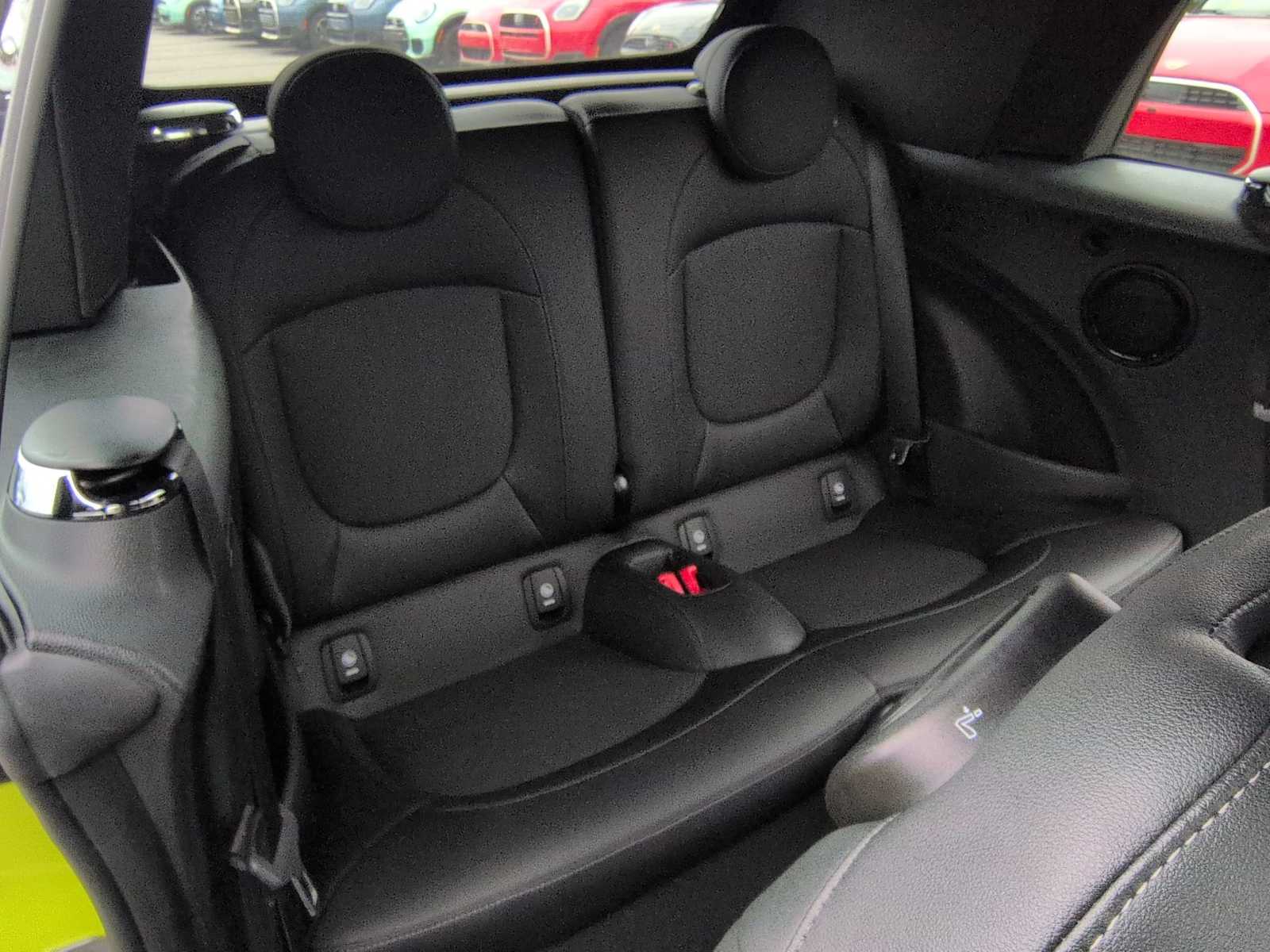 Thumbnail: 2024 MINI Cooper Convertible - 22