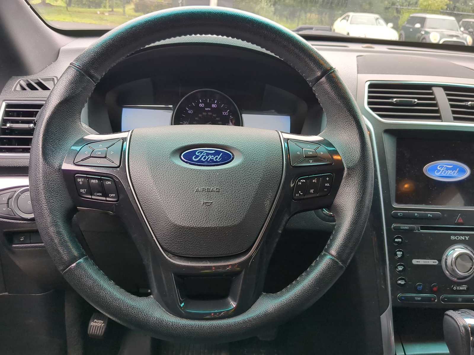 Thumbnail: 2017 Ford Explorer - 7