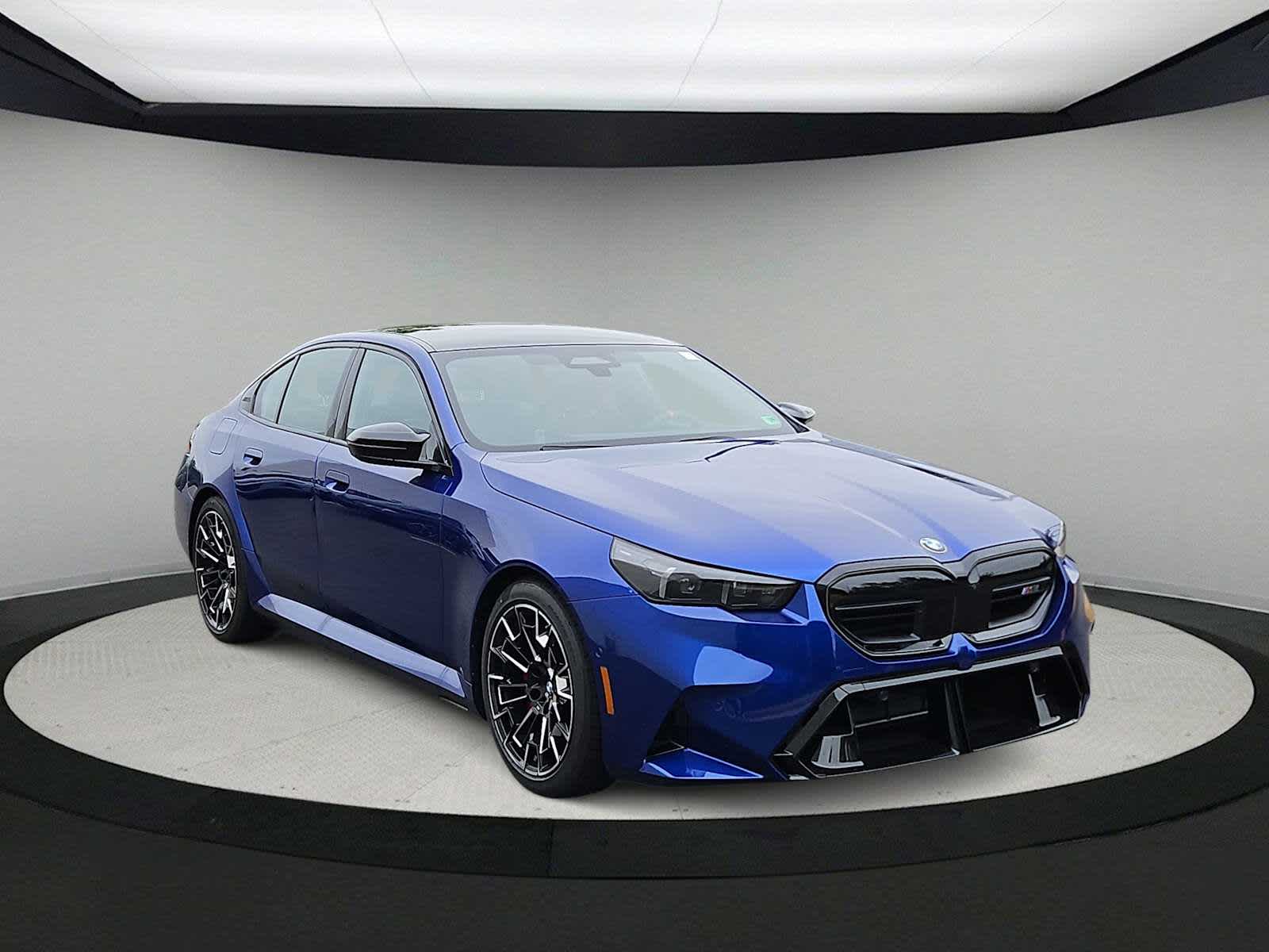 Thumbnail: 2026 BMW M5 - 2