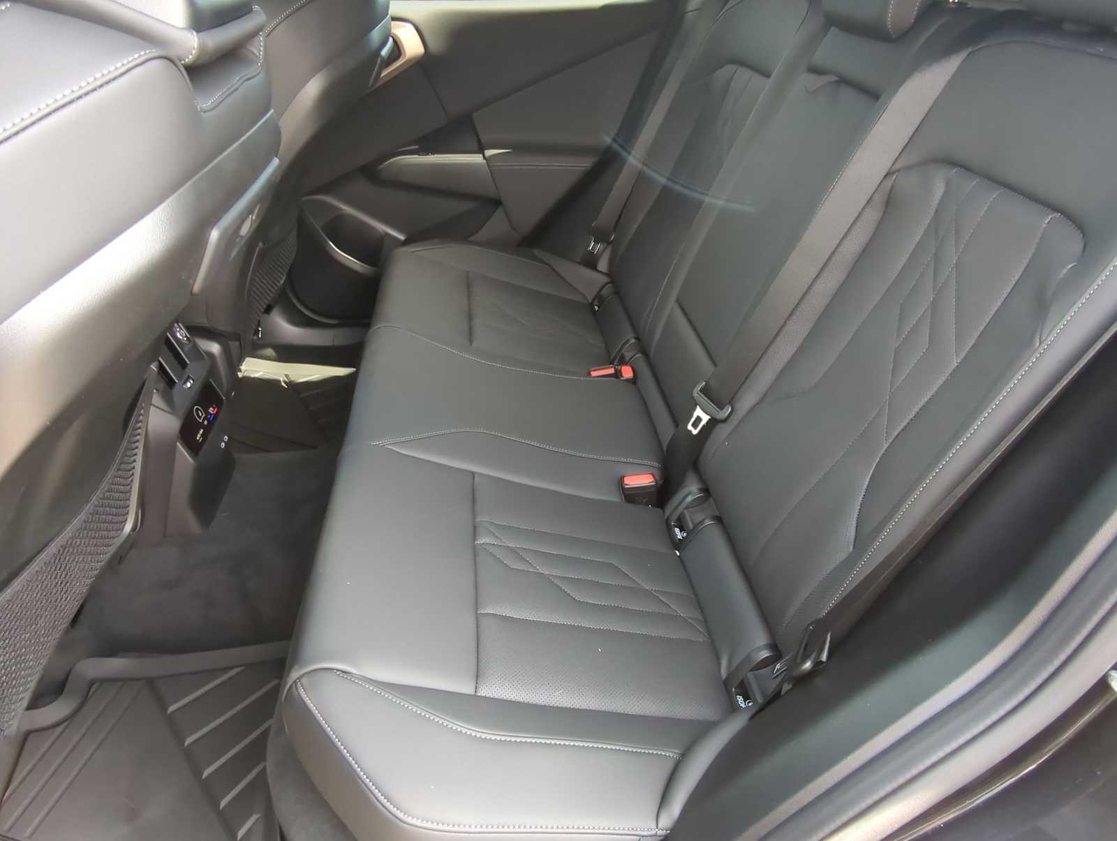 Thumbnail: 2025 BMW X3 - 20