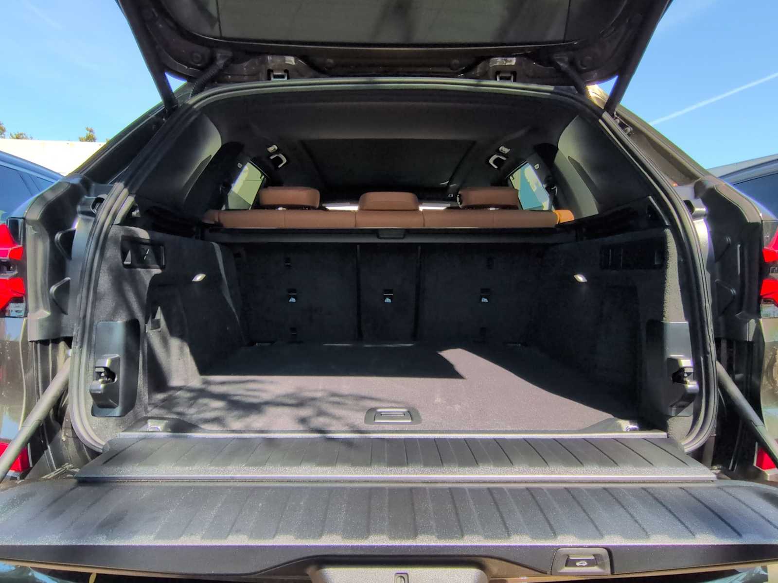 Thumbnail: 2026 BMW X5 - 36