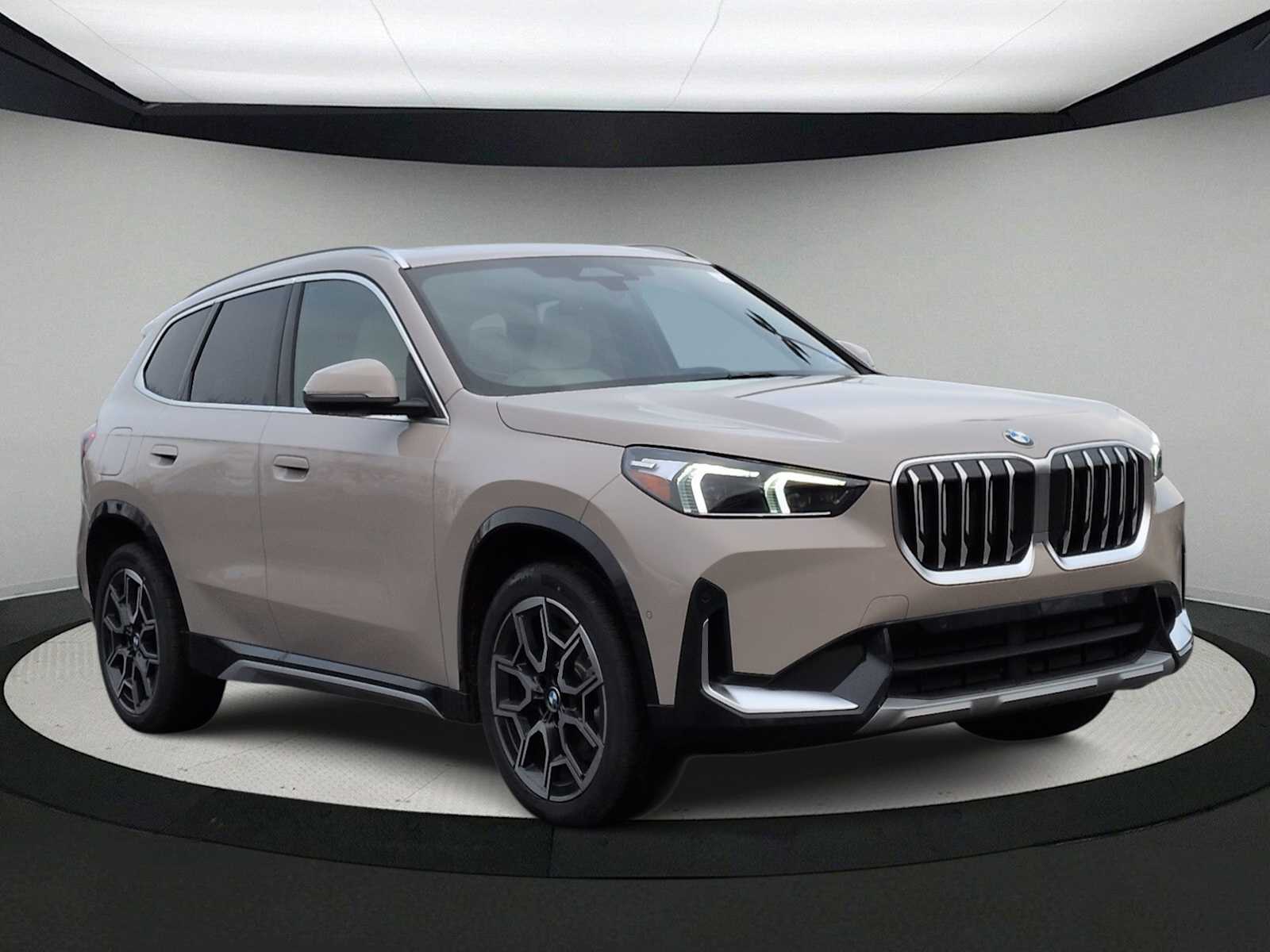 Thumbnail: 2026 BMW X1 - 2