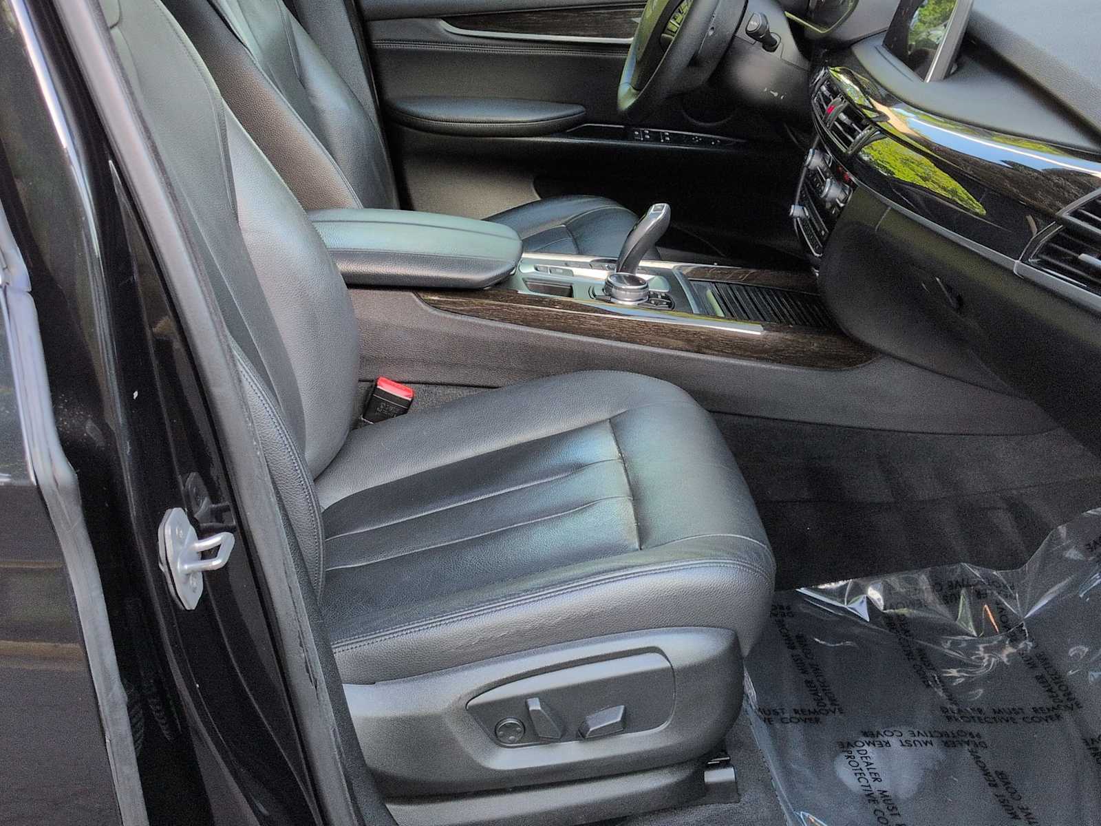Thumbnail: 2014 BMW X5 - 24