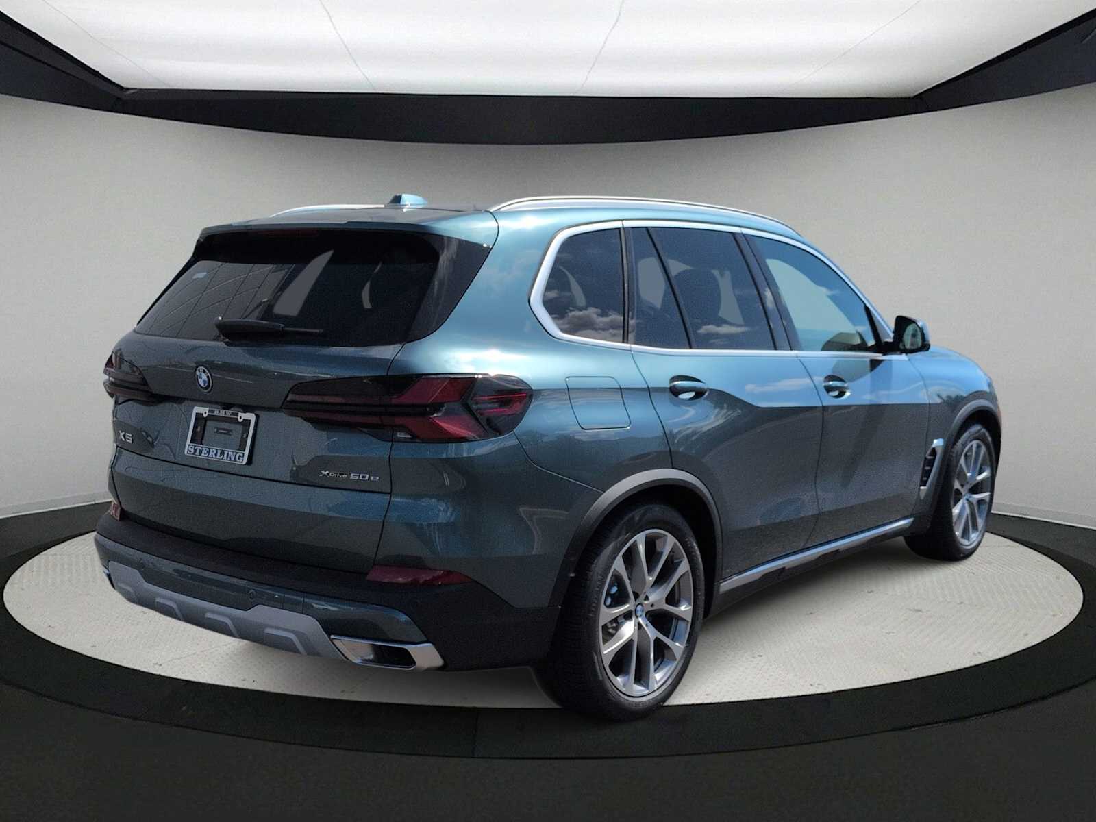 Thumbnail: 2026 BMW X5 - 8
