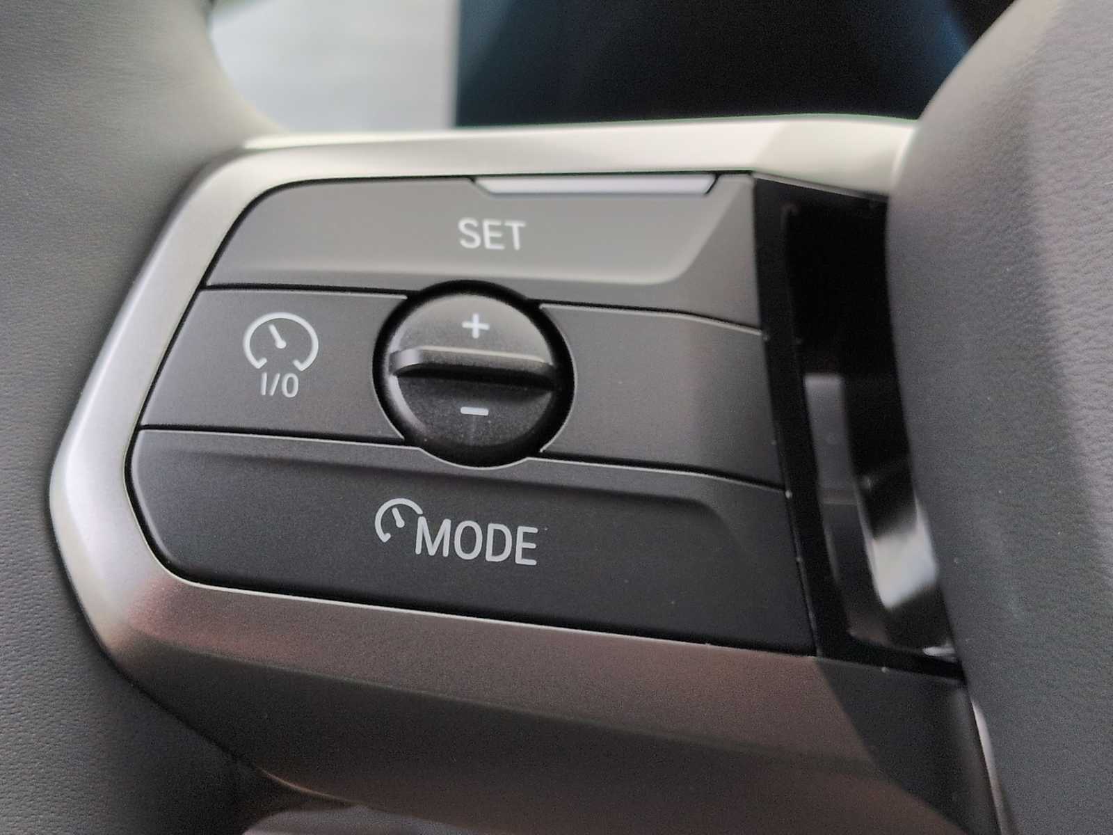 Thumbnail: 2026 BMW iX - 25