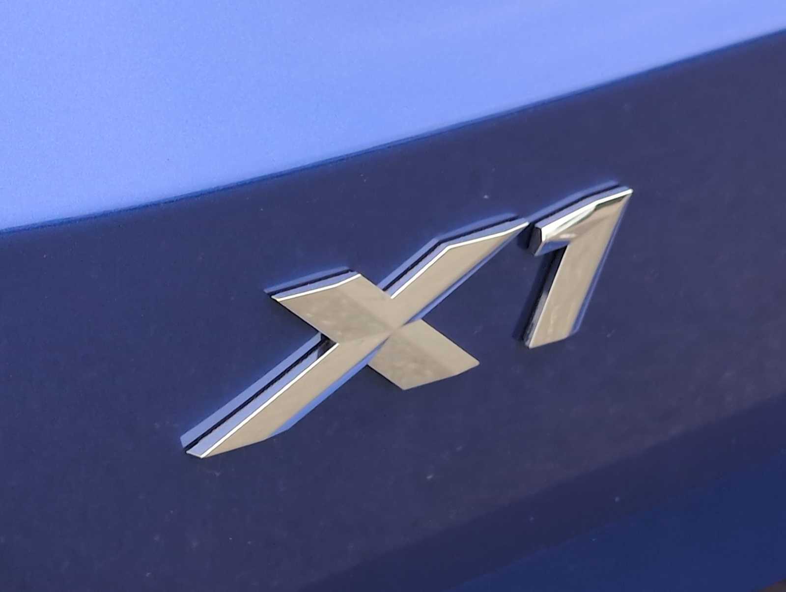 Thumbnail: 2026 BMW X1 - 13