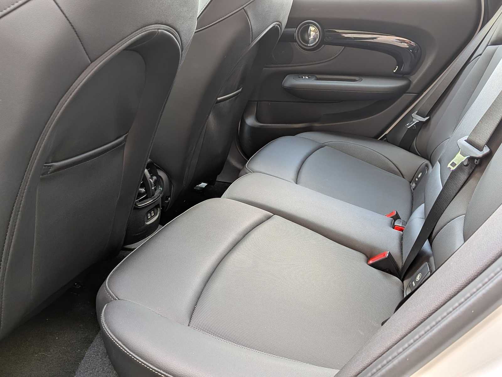 Thumbnail: 2024 MINI Cooper Clubman - 21