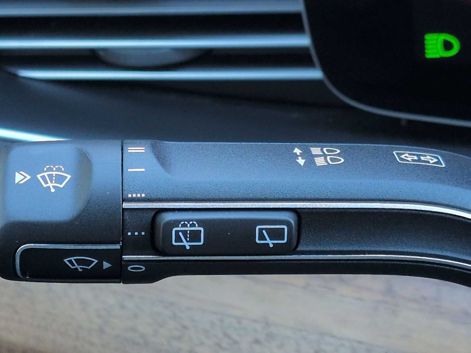 Thumbnail: 2025 Mercedes-Benz GLS - 29