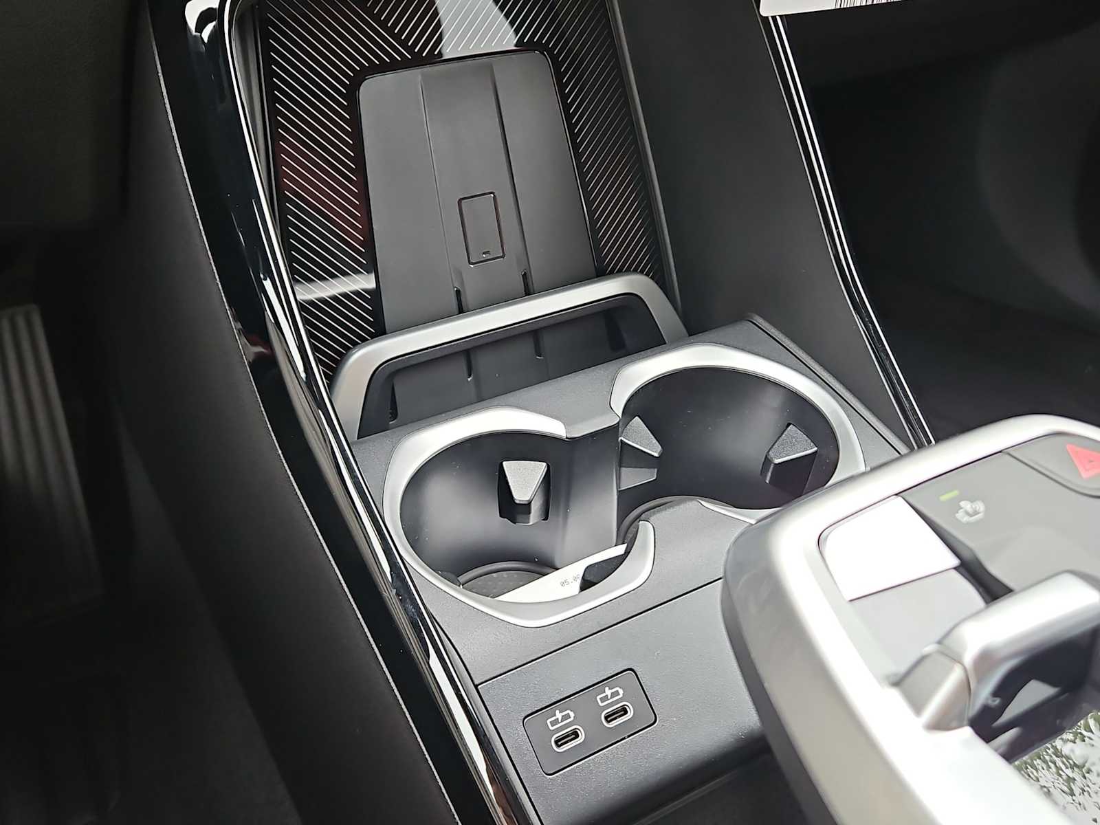 Thumbnail: 2025 BMW X1 - 32