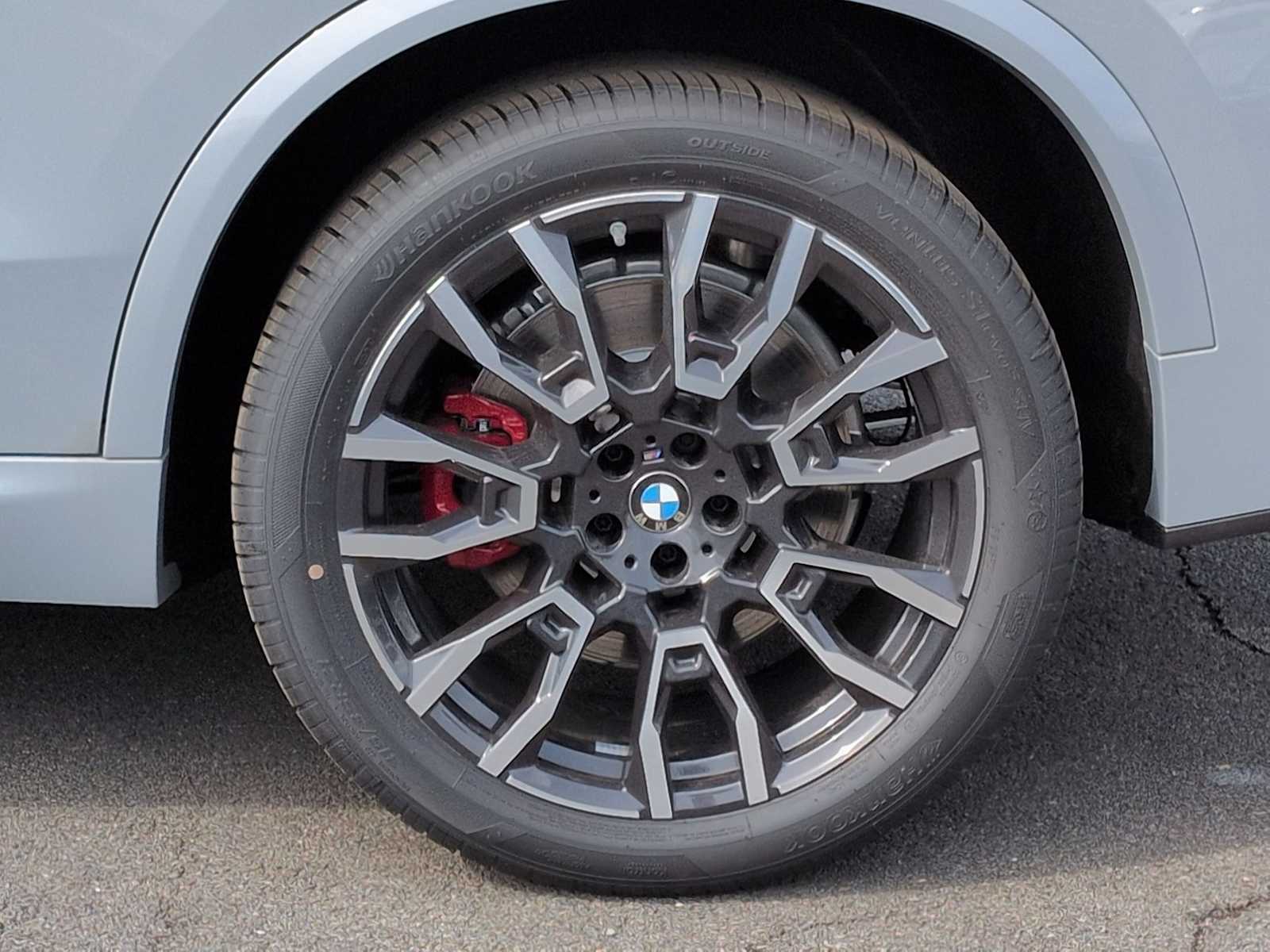Thumbnail: 2026 BMW X5 - 14