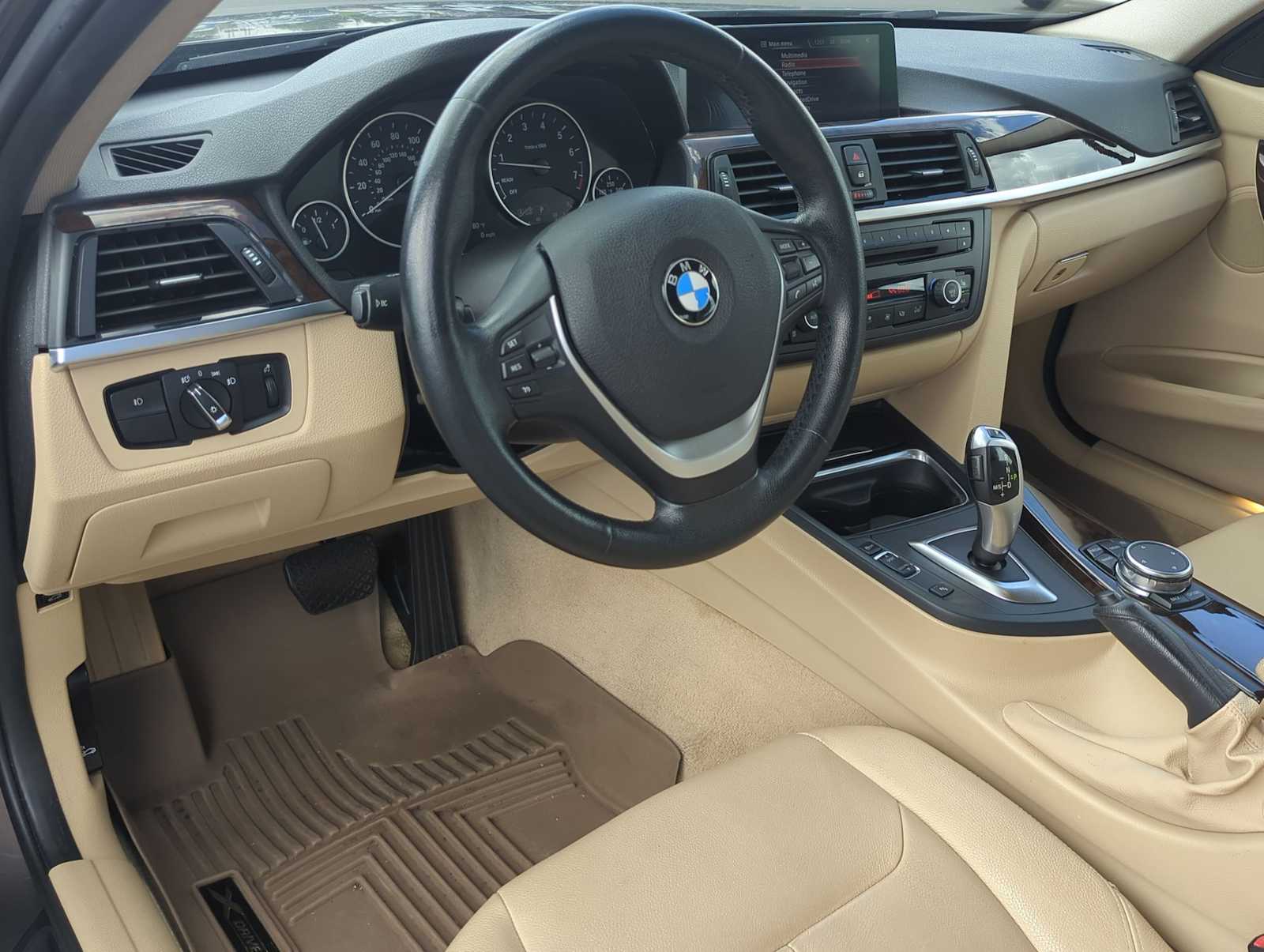 Thumbnail: 2015 BMW 3 Series - 16