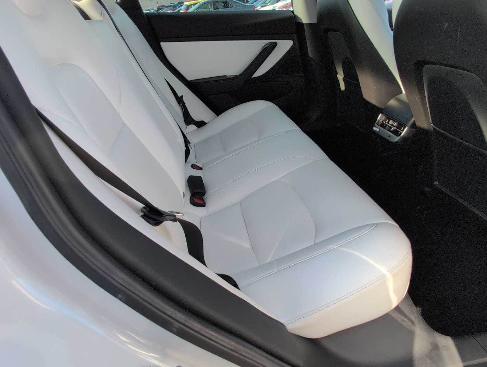 Thumbnail: 2019 Tesla Model 3 - 20