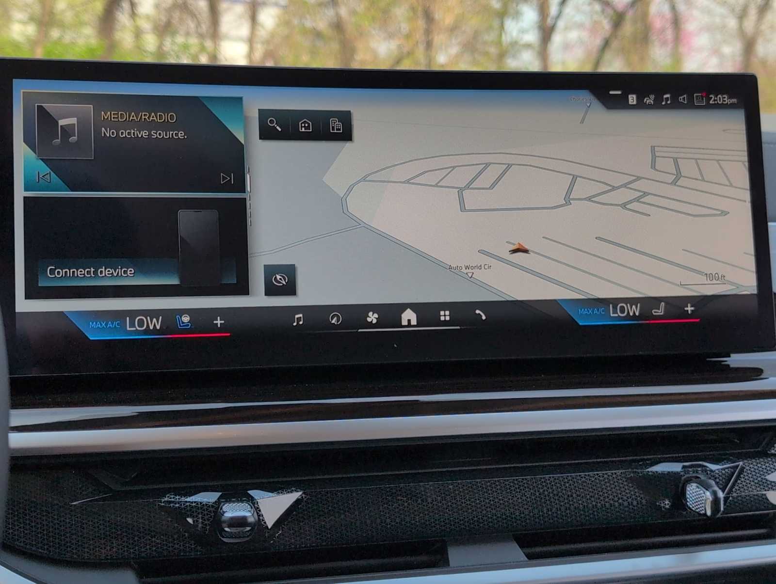 Thumbnail: 2026 BMW X7 - 28