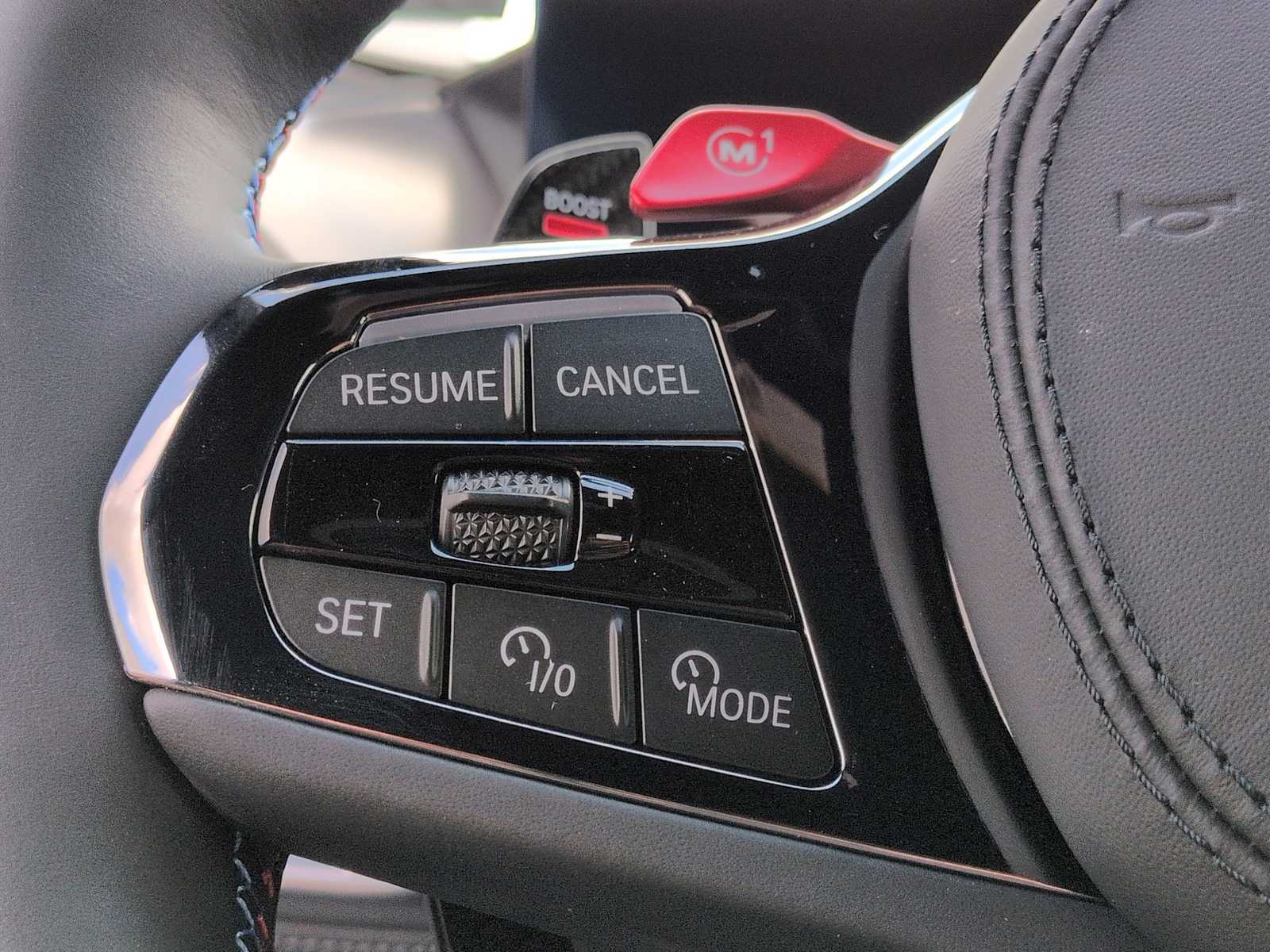 Thumbnail: 2026 BMW XM - 24