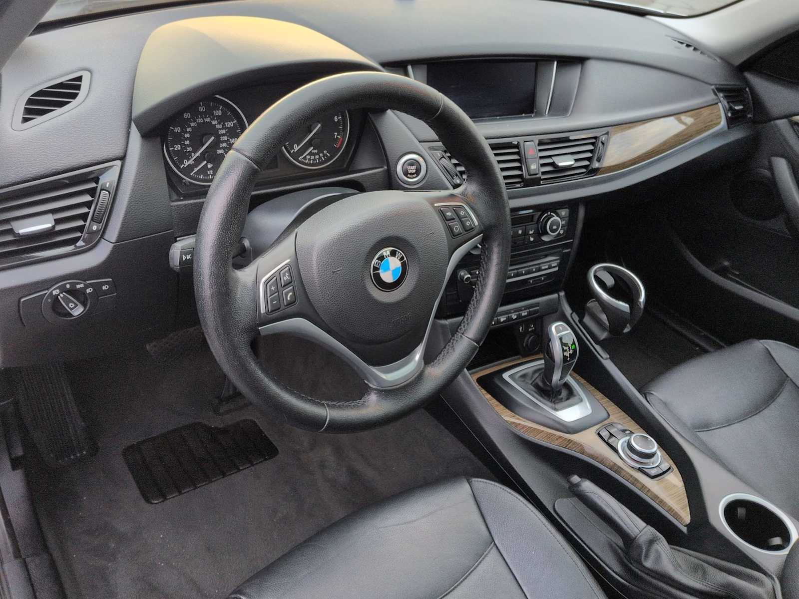 Thumbnail: 2015 BMW X1 - 10