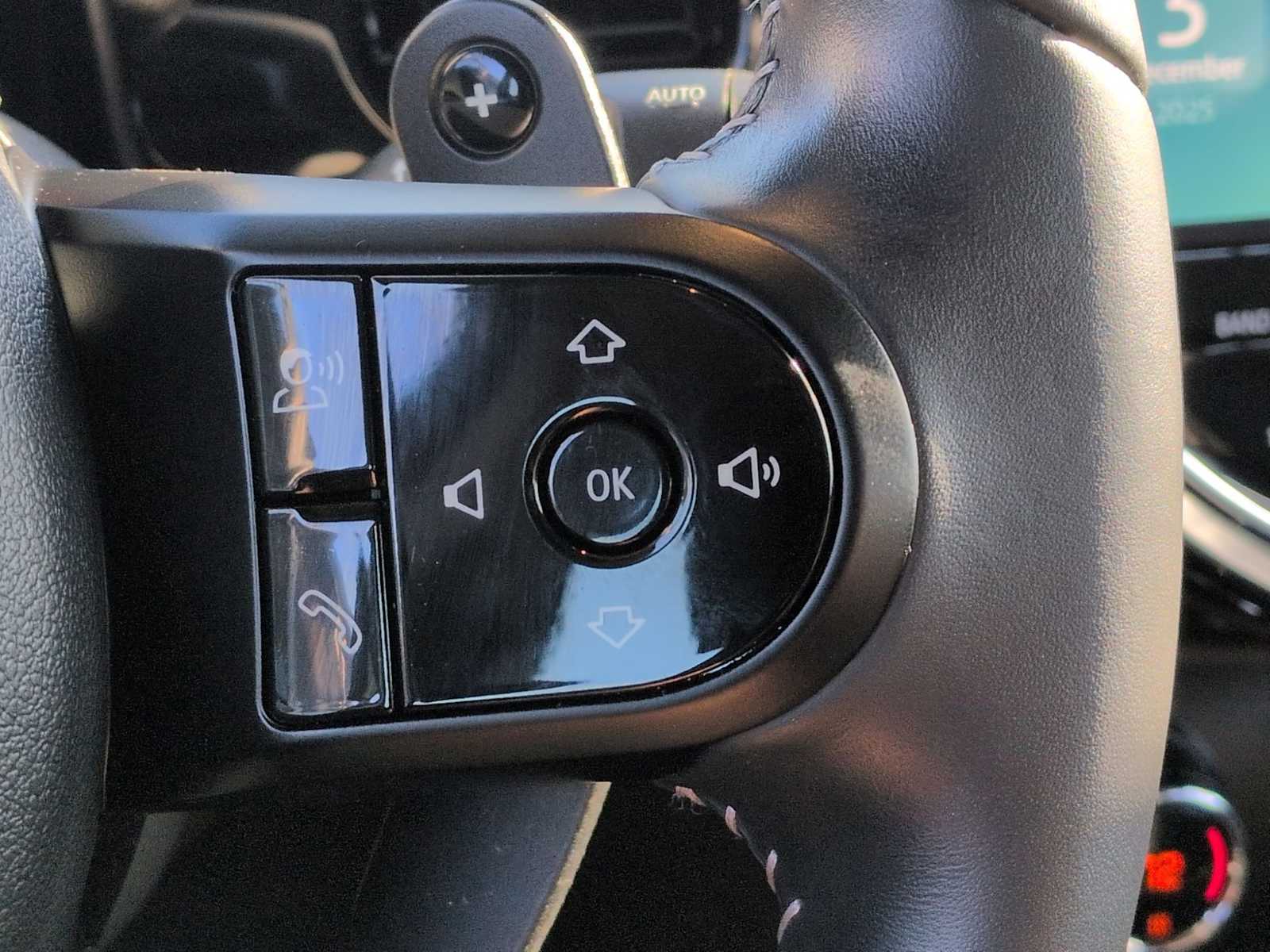 Thumbnail: 2023 MINI Cooper Hardtop - 25